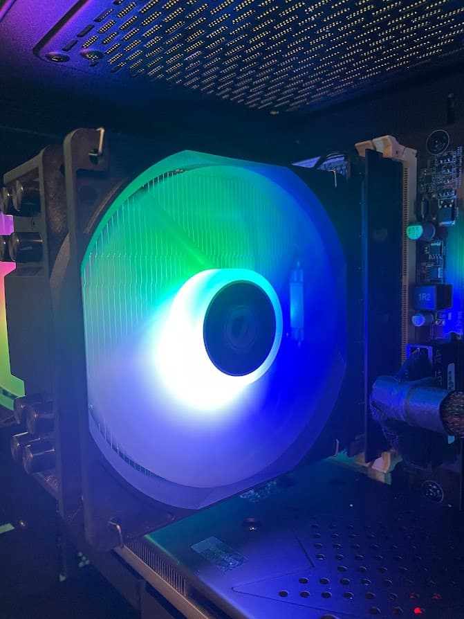 RGB Black Gaming PC| Intel i5 / Amd RX580 / 8GB / 128GB Ssd + 500GB Win 10 Pro WiFi