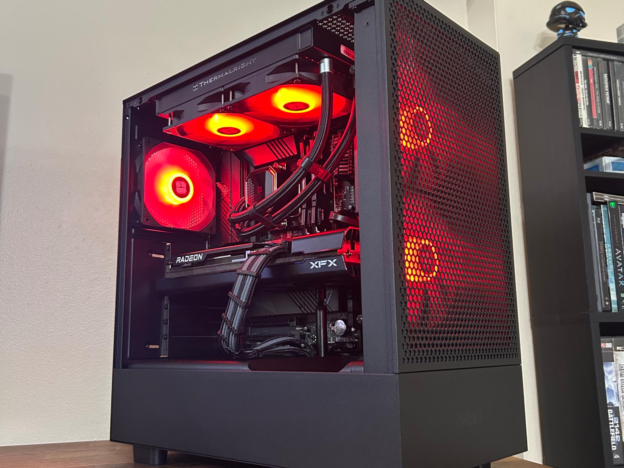 RX 7700XT 12GB | Intel i5 12600K | 32GB DDR4 | 1TB SSD | The Operator RX