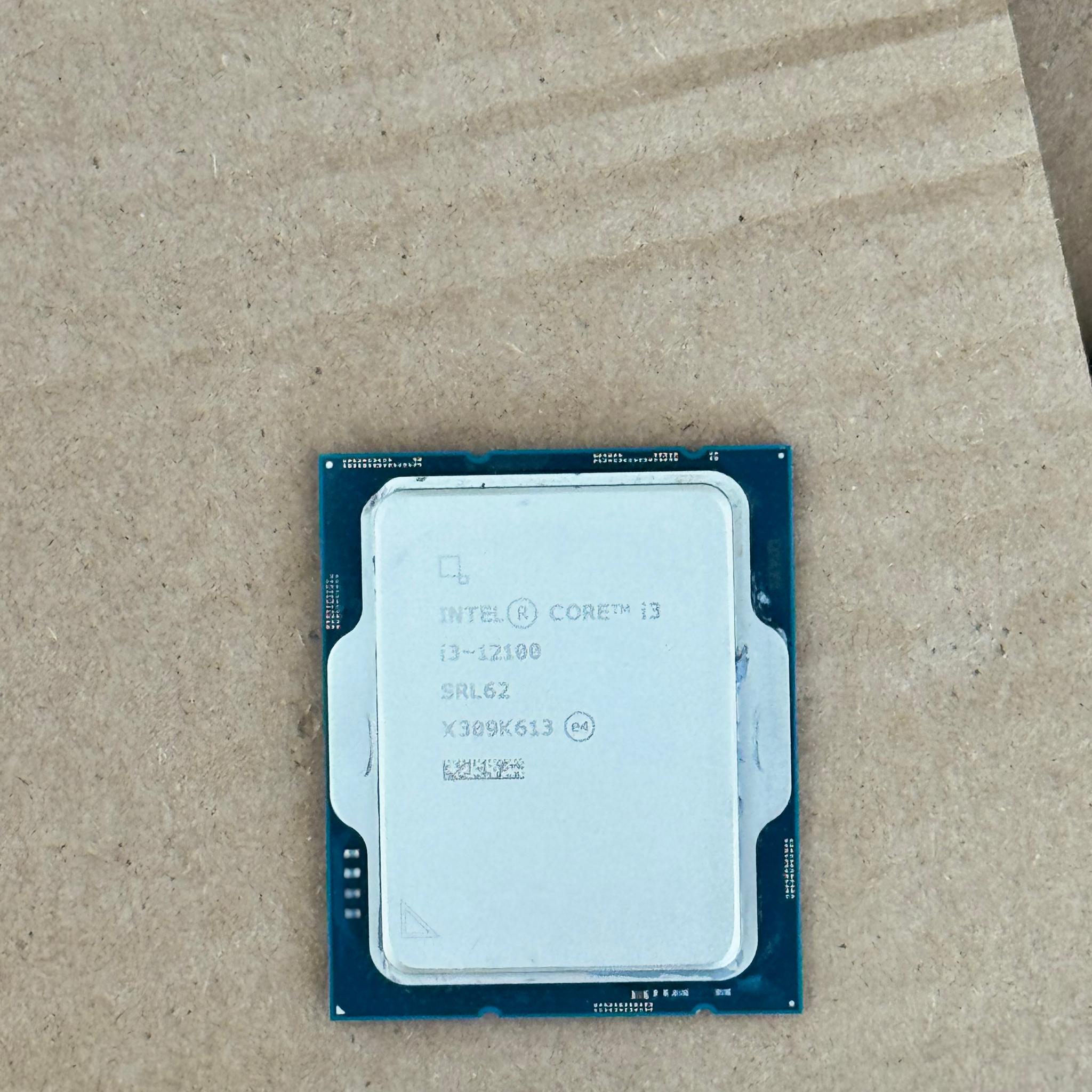 Intel Core i3-12100