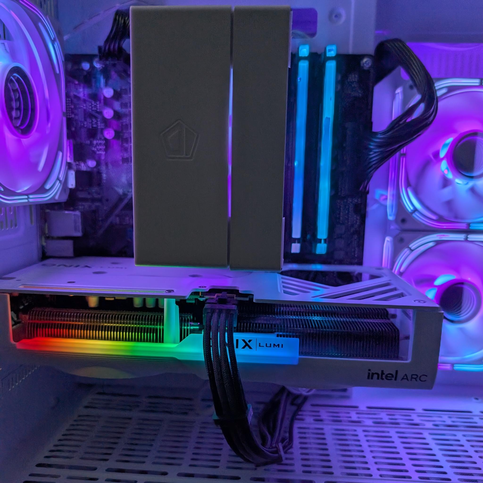 Arc B580-Ryzen 7 5700x-32GB DDR4 3200-1 TB NVME Compact Gaming PC