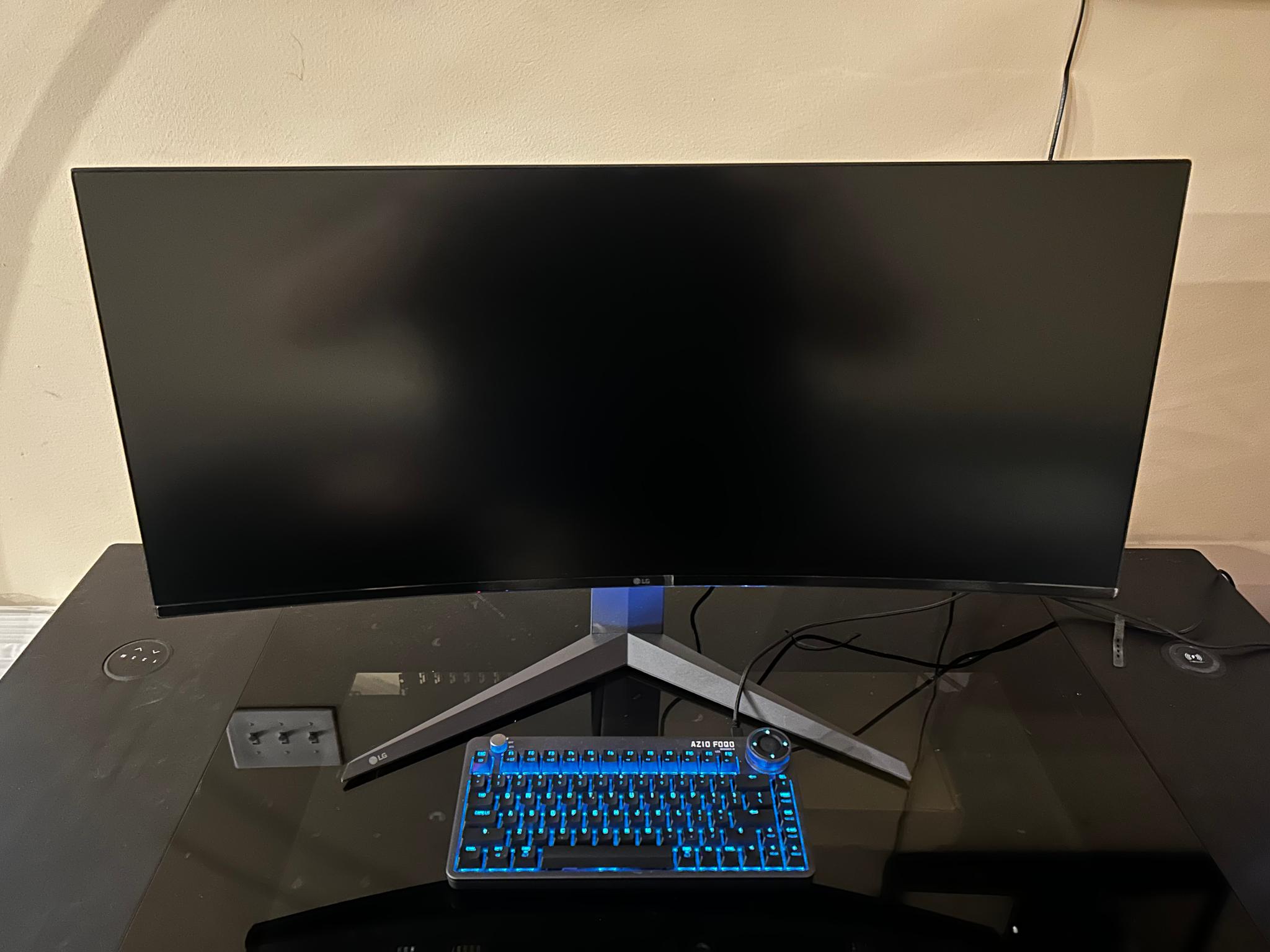 (PRICE DROP!) LG UltraGear 34" 2K (3440 x 1440) 144Hz Gaming Monitor (Original MSRP is $1,299,99)