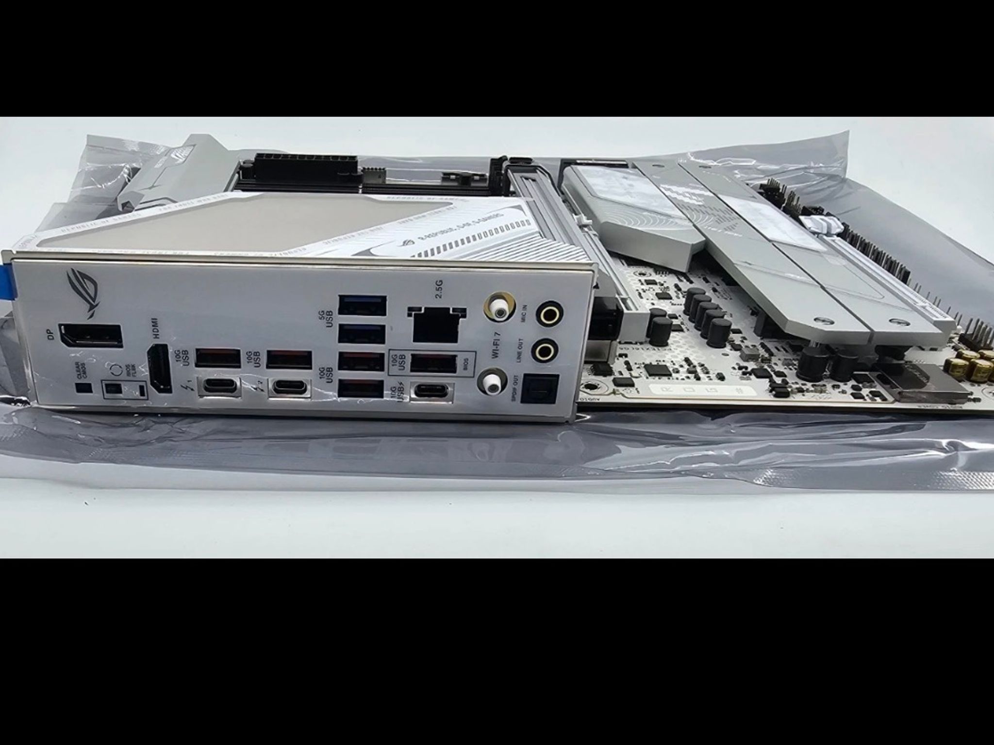 (READ) ASUS ROG Strix Z890-A Gaming WiFi