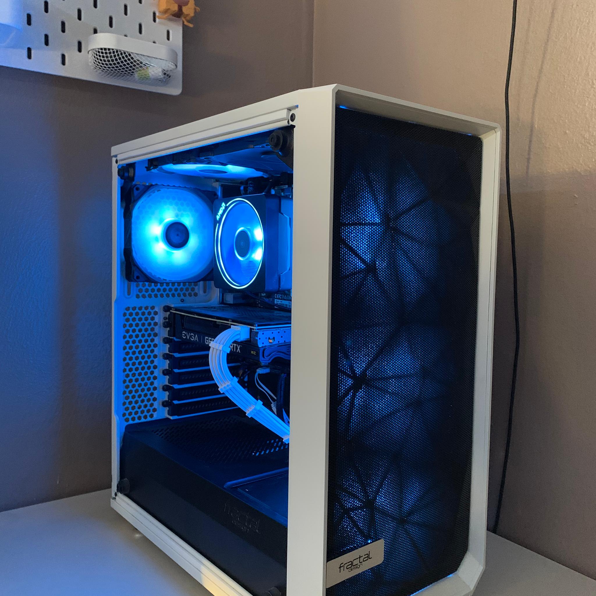 BLACK AND WHITE GAMING PC | 3060 12GB | RYZEN 5 3600 | 32GB RAM | 2TB | BLACK FRIDAY