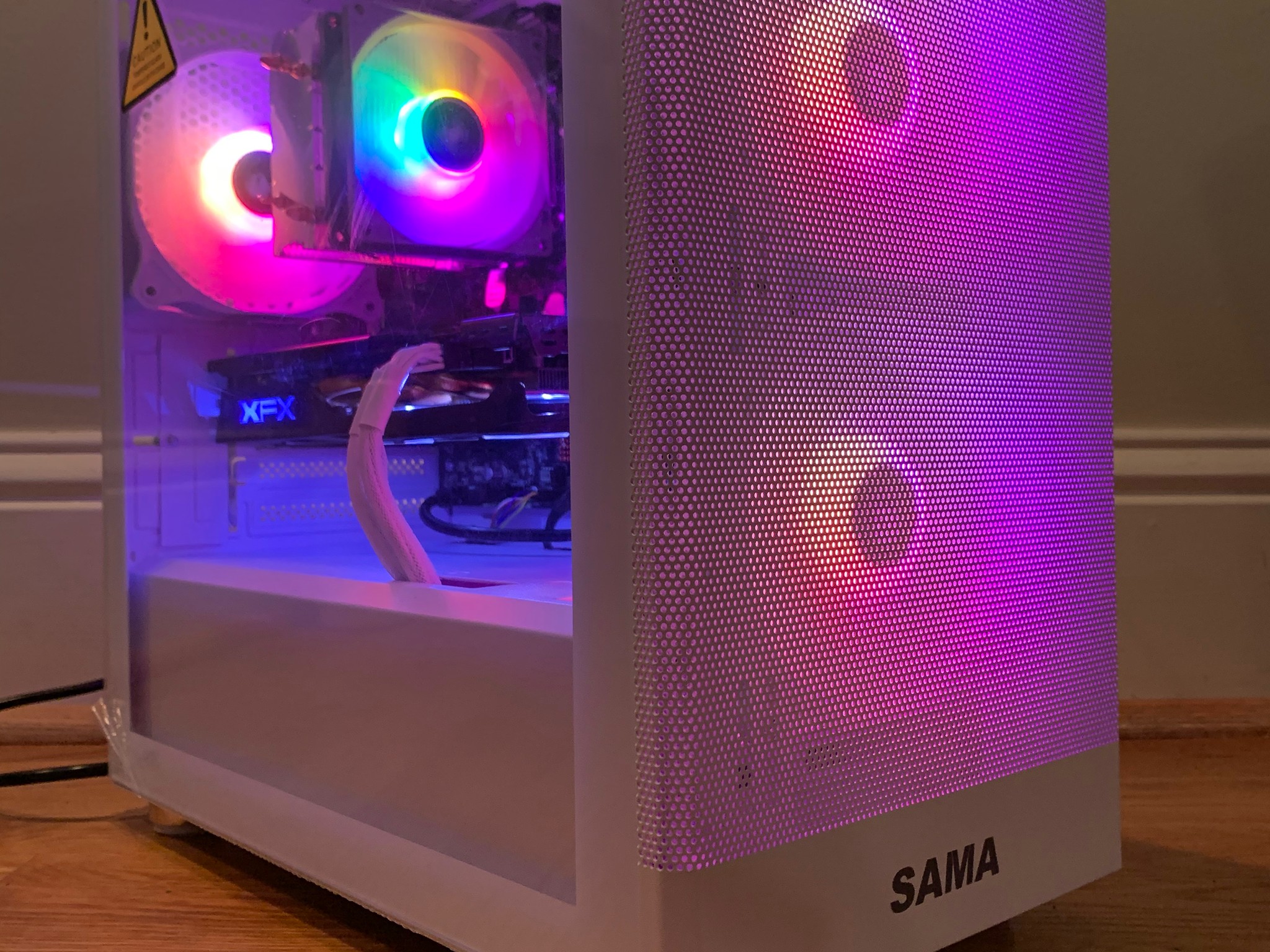 i5 6500 RX 480 4GB WHITE FORTNITE READY GAMING PC 16GB RAM 1TB SSD WINDOW 10