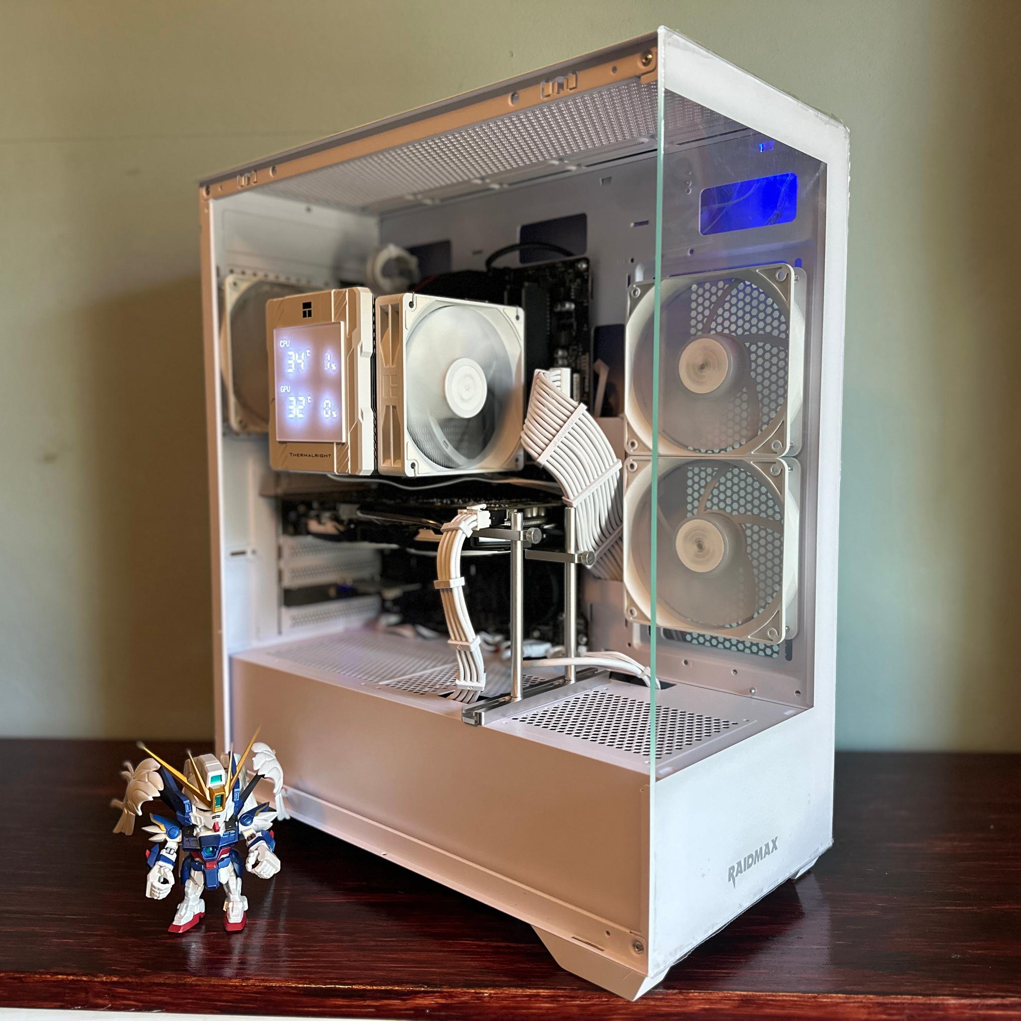 Moon Knight | Ryzen 5 3600 | RX580 8GB | 16GB RAM | 512GB NVME | WiFi