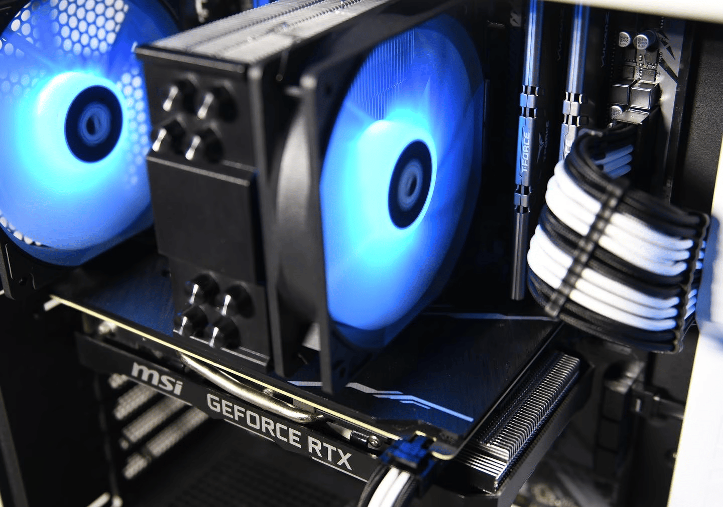 ◻️◼️ AMD Ryzen 5 3600 // MSI Ventus 2X RTX 2060 6GB // Vulcan Z 16GB 3200MHz | Mid-Range Gaming PC