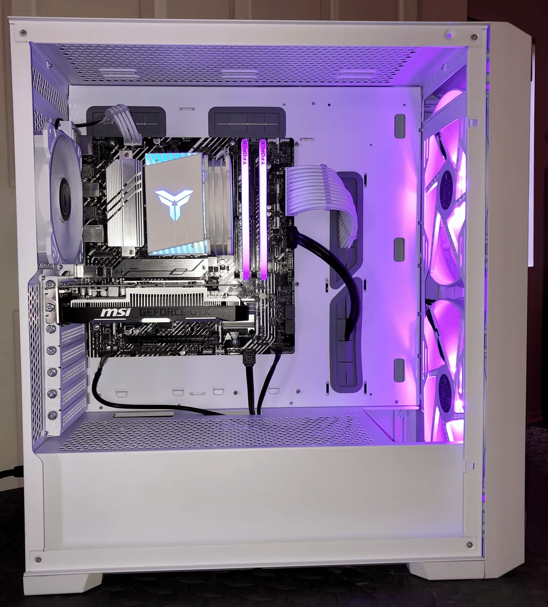 GAMING PC Intel i5 11400F All-White PC 