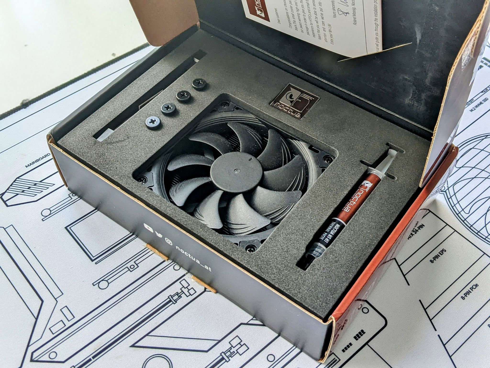 Noctua LH-9i chromax.Black - BNOB