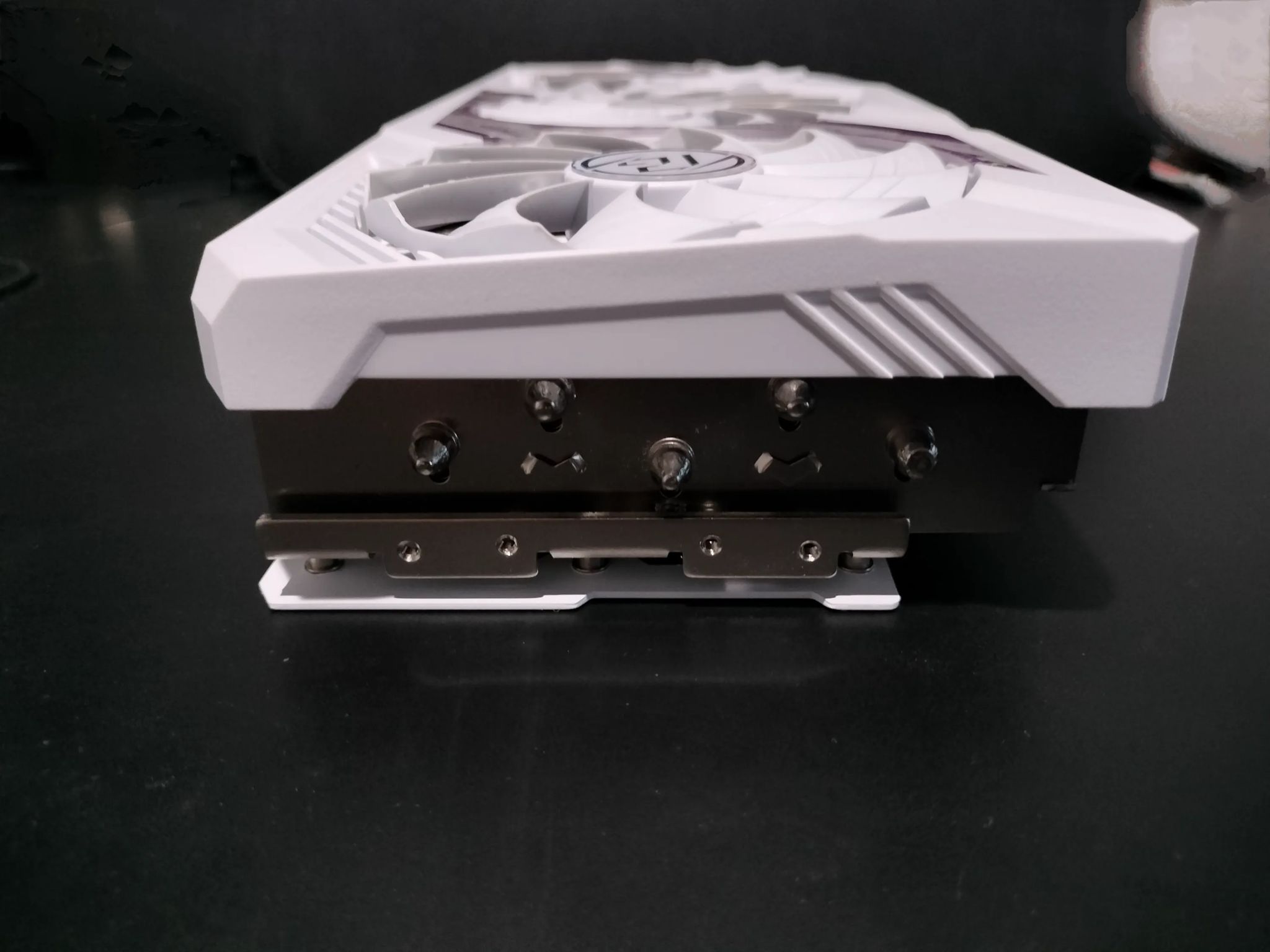 ASRock AMD Radeon RX 7900 XT Phantom Gaming White RGB Overclocked Triple Fan 20GB GDDR6
