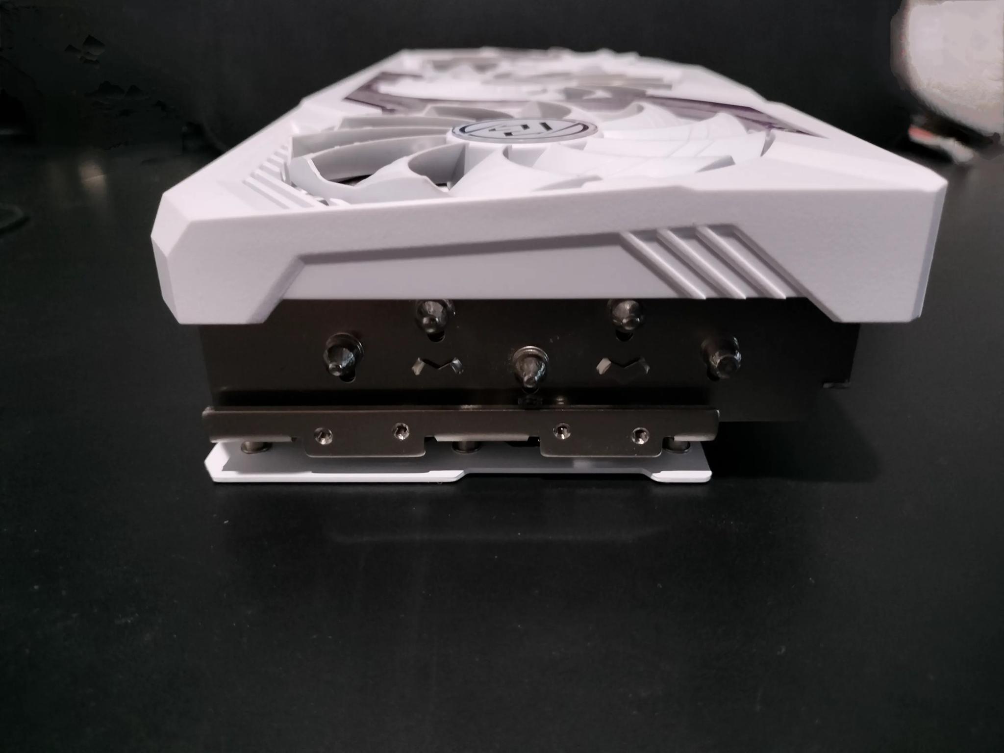 ASRock AMD Radeon RX 7900 XT Phantom Gaming White RGB Overclocked Triple Fan 20GB GDDR6