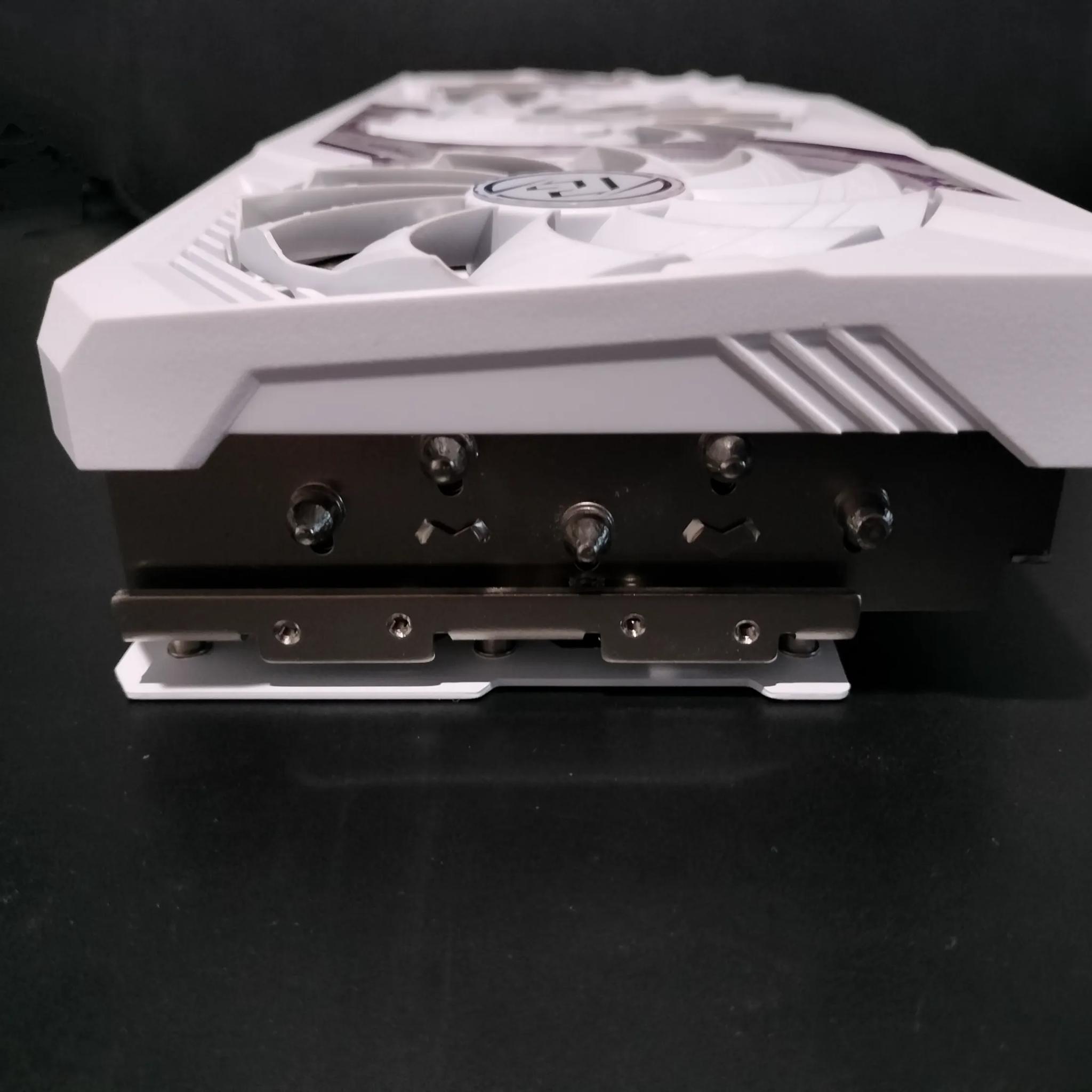 ASRock AMD Radeon RX 7900 XT Phantom Gaming White RGB Overclocked Triple Fan 20GB GDDR6