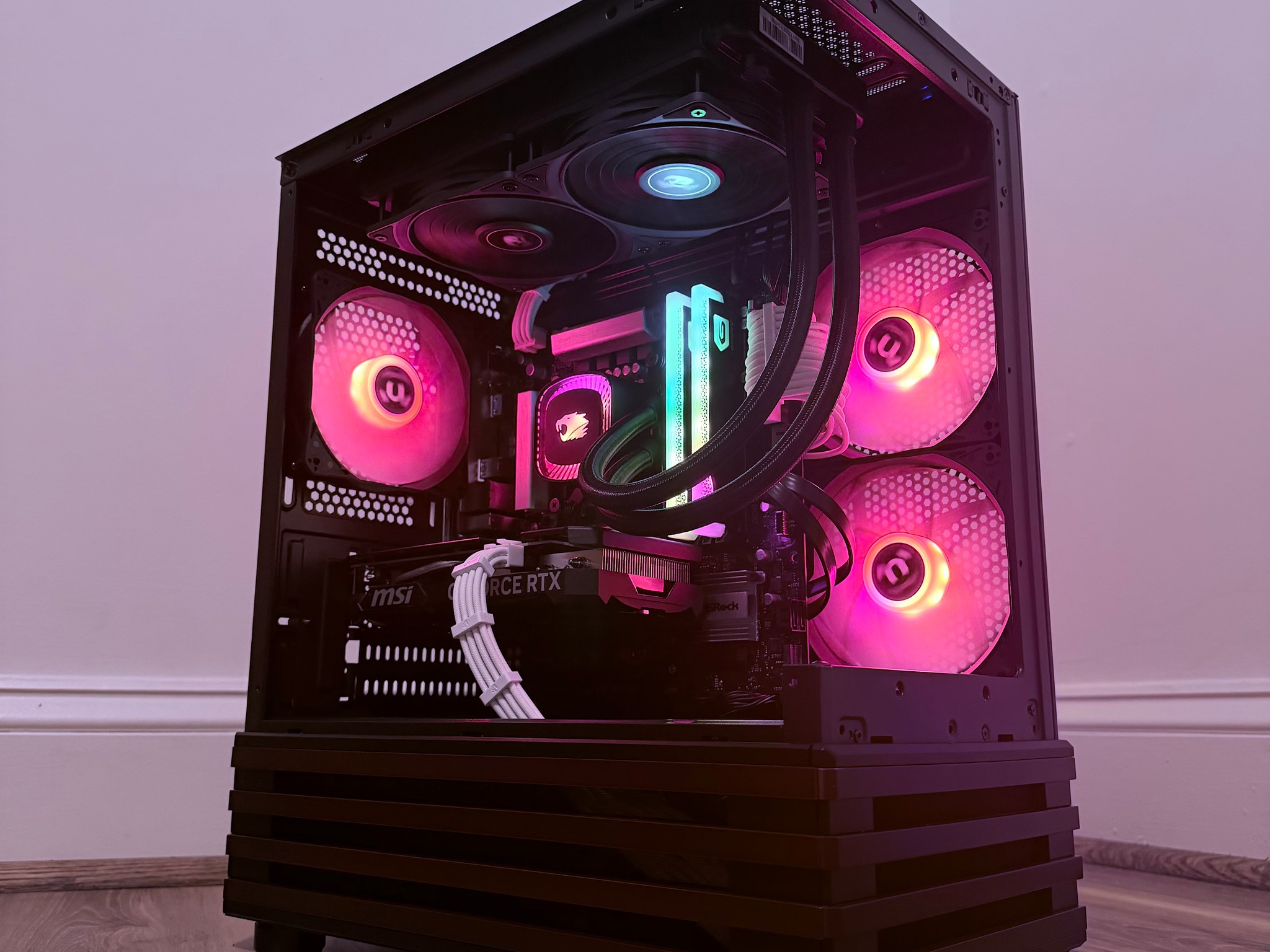 ⚫️"Carbon Pulse "⚫️| 1440p Gaming | Intel i7 13700F | RTX 4060 Ti 16GB | 32B DDR5 Ram | 2TB Storage