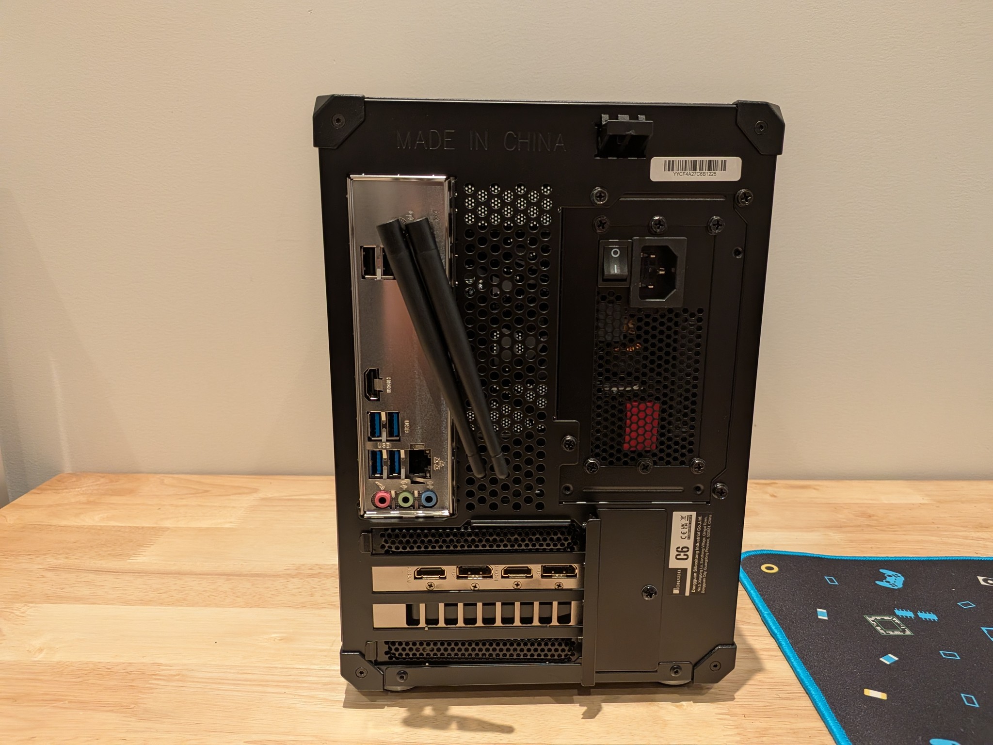1080p Grayscale - RTX 5050, Ryzen 5 5600X, 16 GB DDR4 RAM, 1 TB Gen 4 NVME, RGB