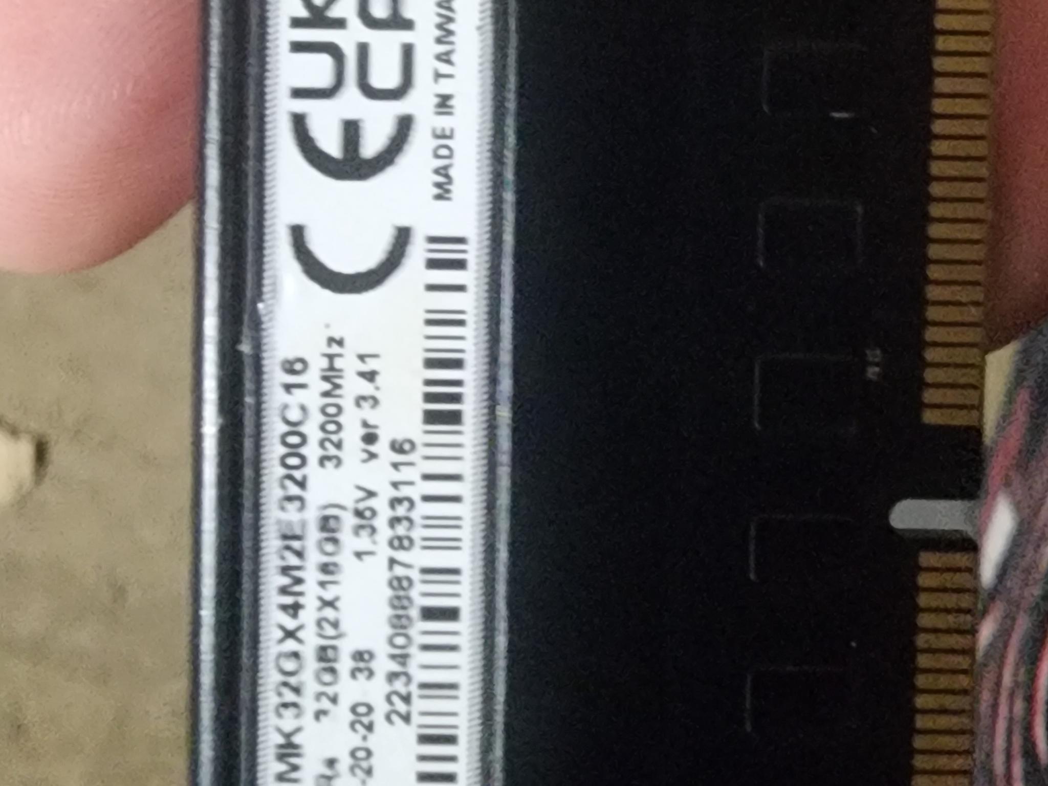 Corsair Vengeance LPX 64GB DDR4-3200 (2x32GB)