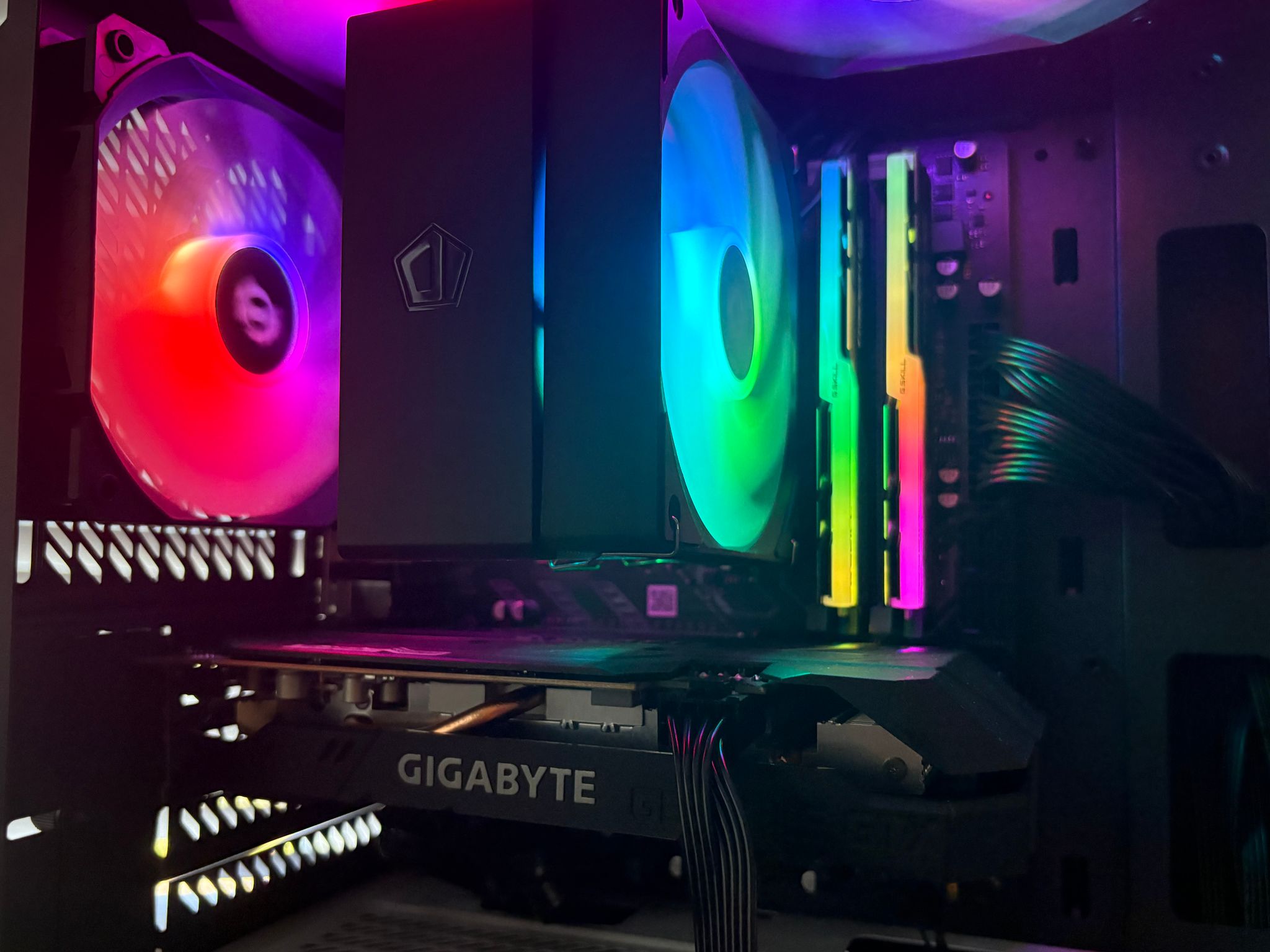 🖤⚪️ 1080p Gaming PC ⚪️🖤 R5 2600X | GTX 1660ti | 16GB Ram
