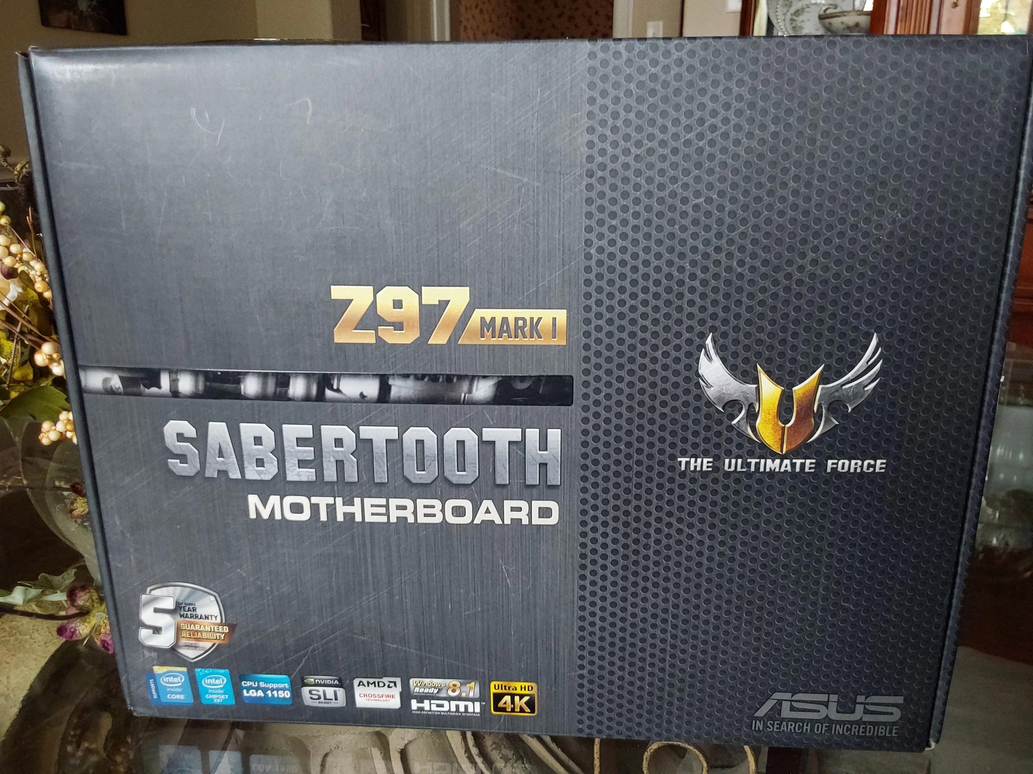 ASUS INTEL Z97 SABERTOOTH LGA1150 DDR3 ATX MOTHERBOARD (COMPLETE!)