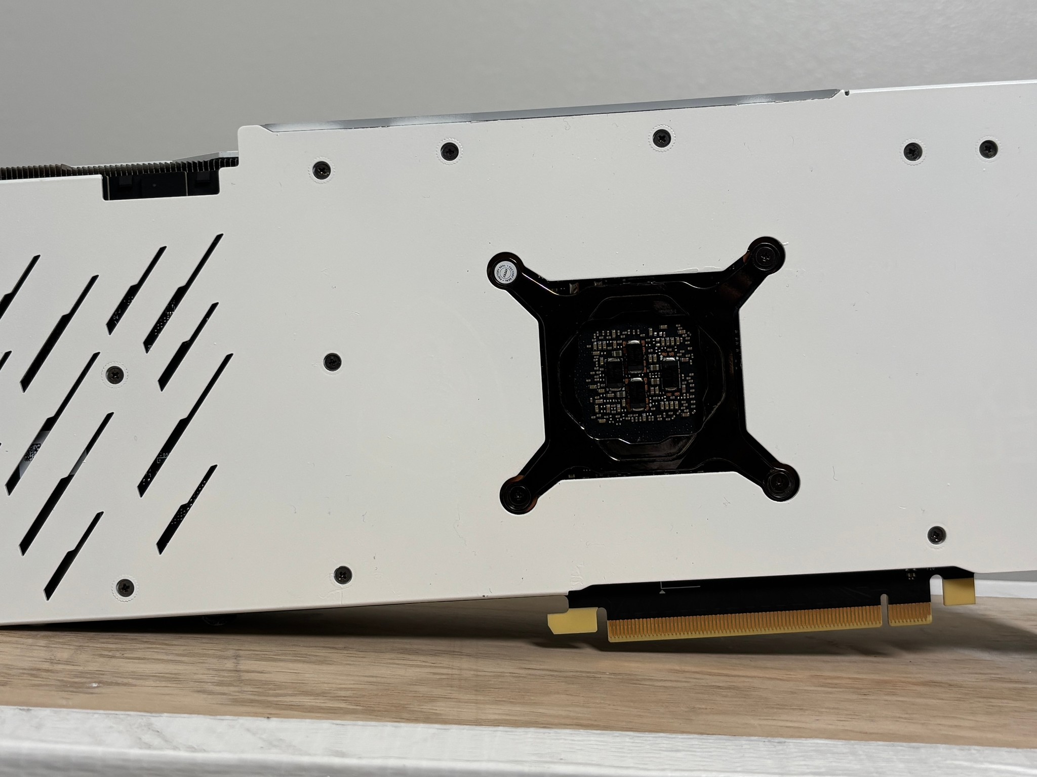 MSI GAMING X TRIO GeForce RTX 3070 Ti