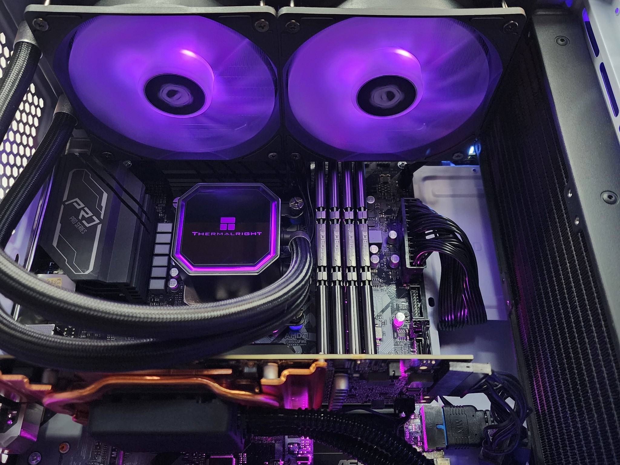 💜🤍 RTX 3080 // Core i7 12700 KF // 32GB 3200MHz // 2TB NVMe Gen 3 // CPU&GPU Liquid Cooled!