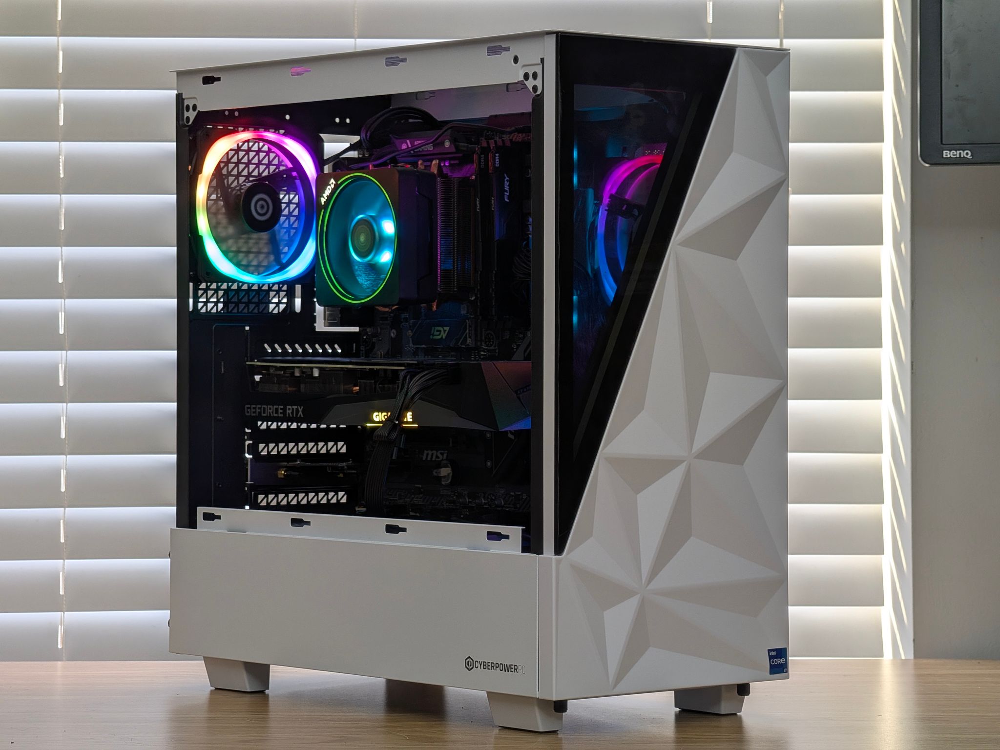 🌈⚪Ryzen 7 3700x | RTX 3070 | 32GB DDR4 | 1TB SSD | Gaming PC⚪🌈