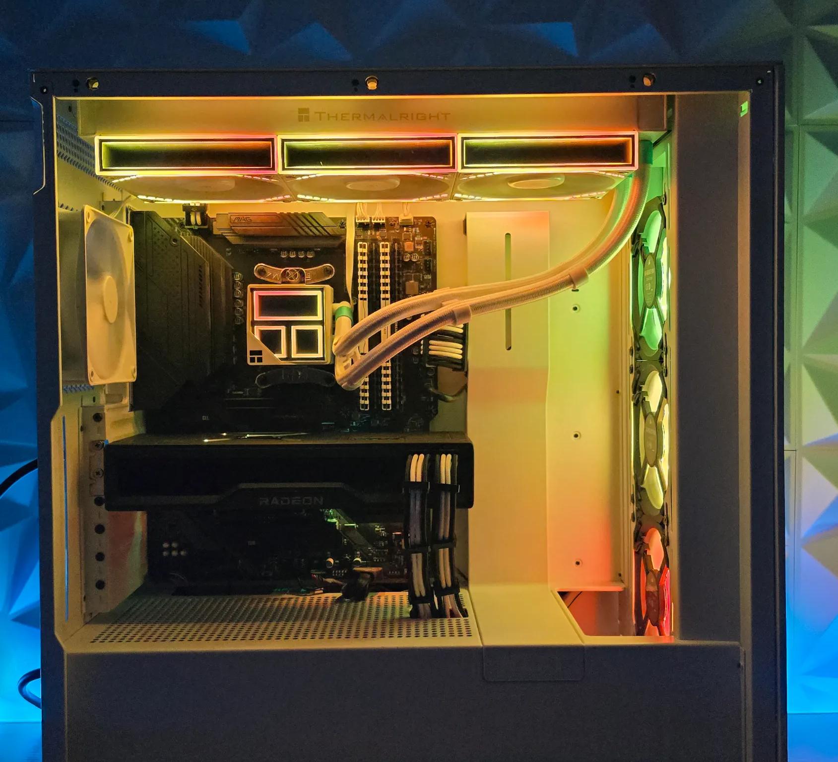 1440P BEAST 6800 XT / RYZEN 7 5800 X / 32 GB RAM / 1 TB SSD / WIFI