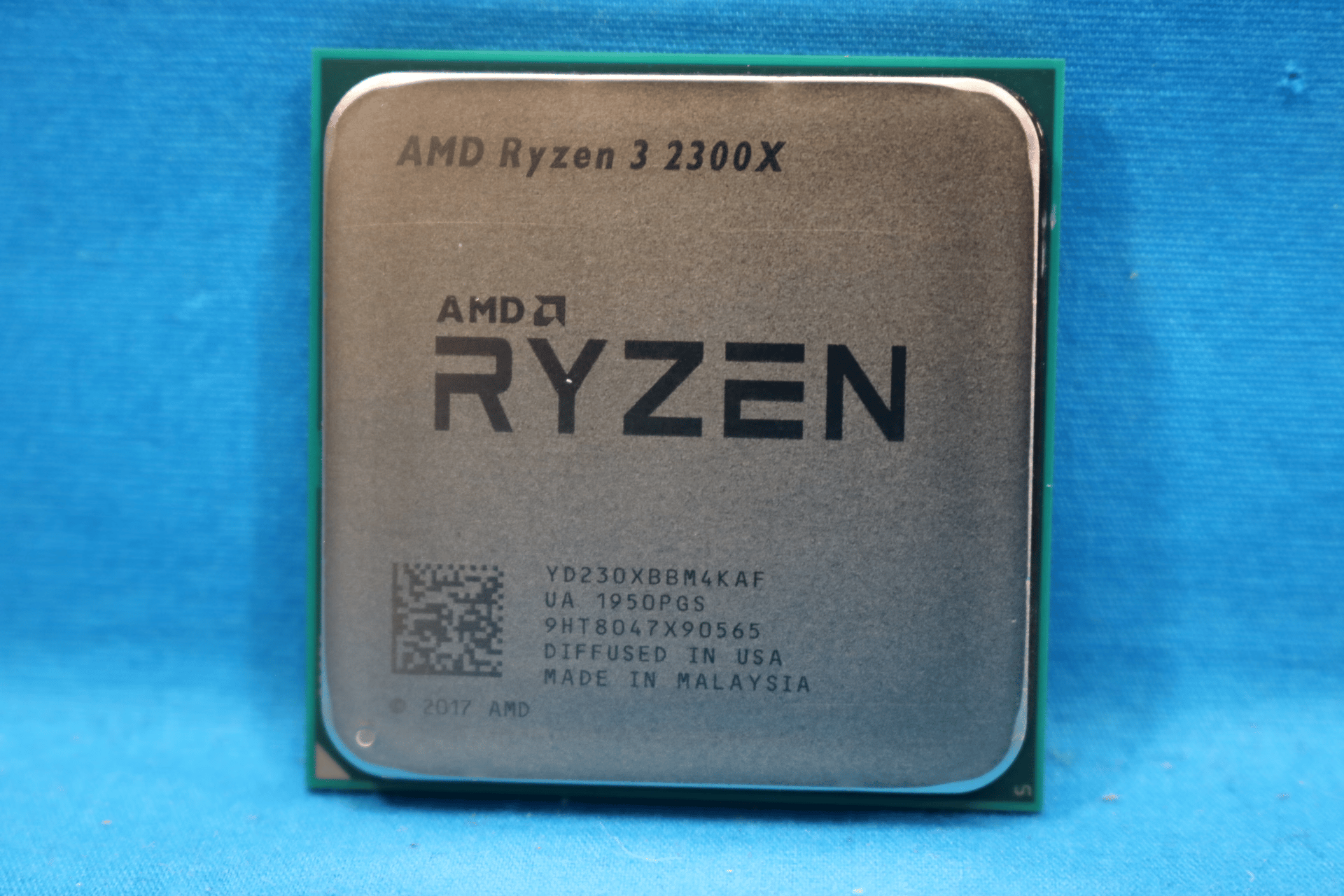AMD Ryzen 3 2300X 3.50-4.00GHz Socket AM4 Quad-Core 8MB Desktop CPU YD230XBBM4KAF
