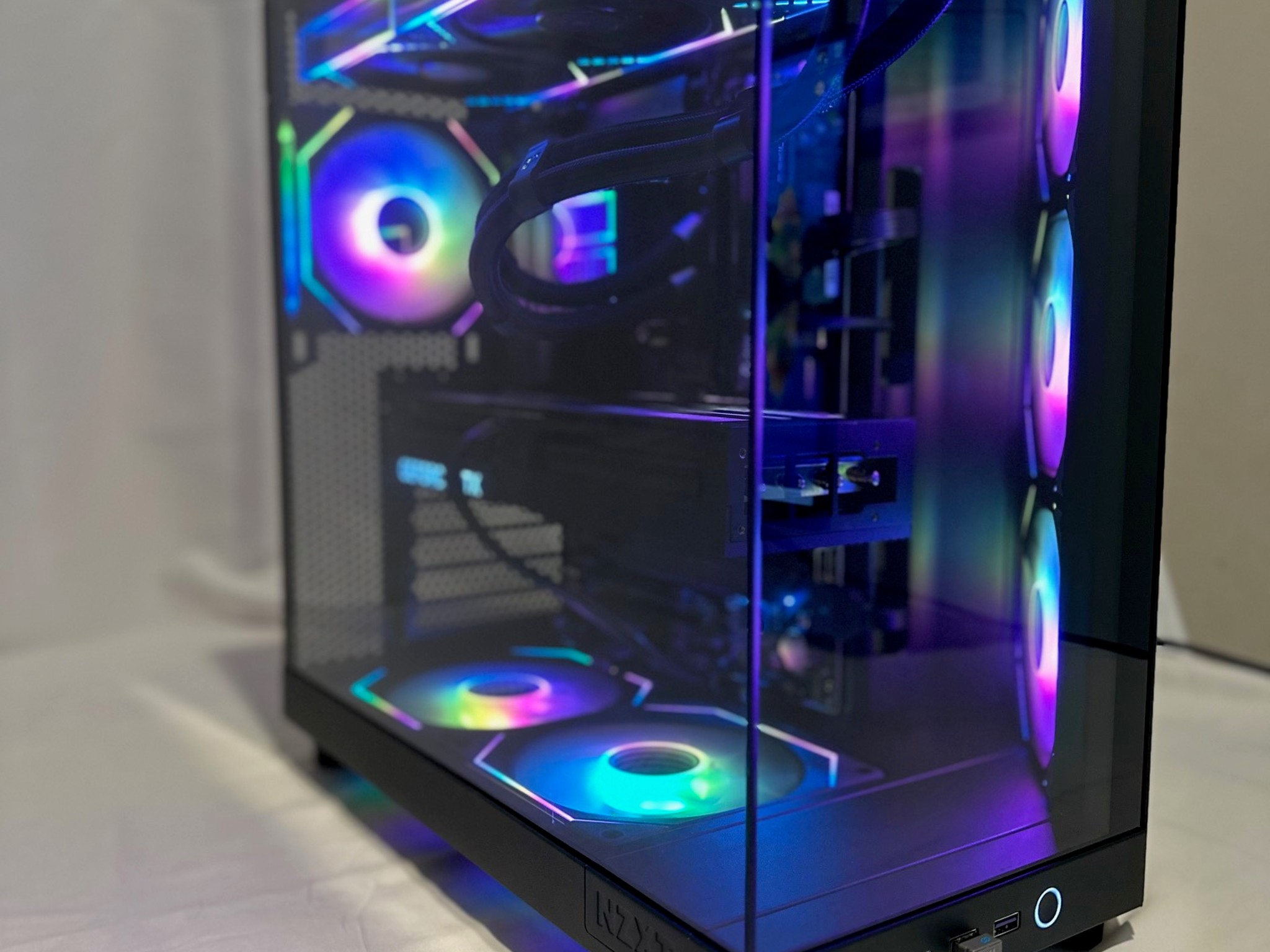 👺 X3D Monster, Ryzen 9 7950X3D & RTX 4070 Ti Super 16GB - Mid Tower Gaming PC