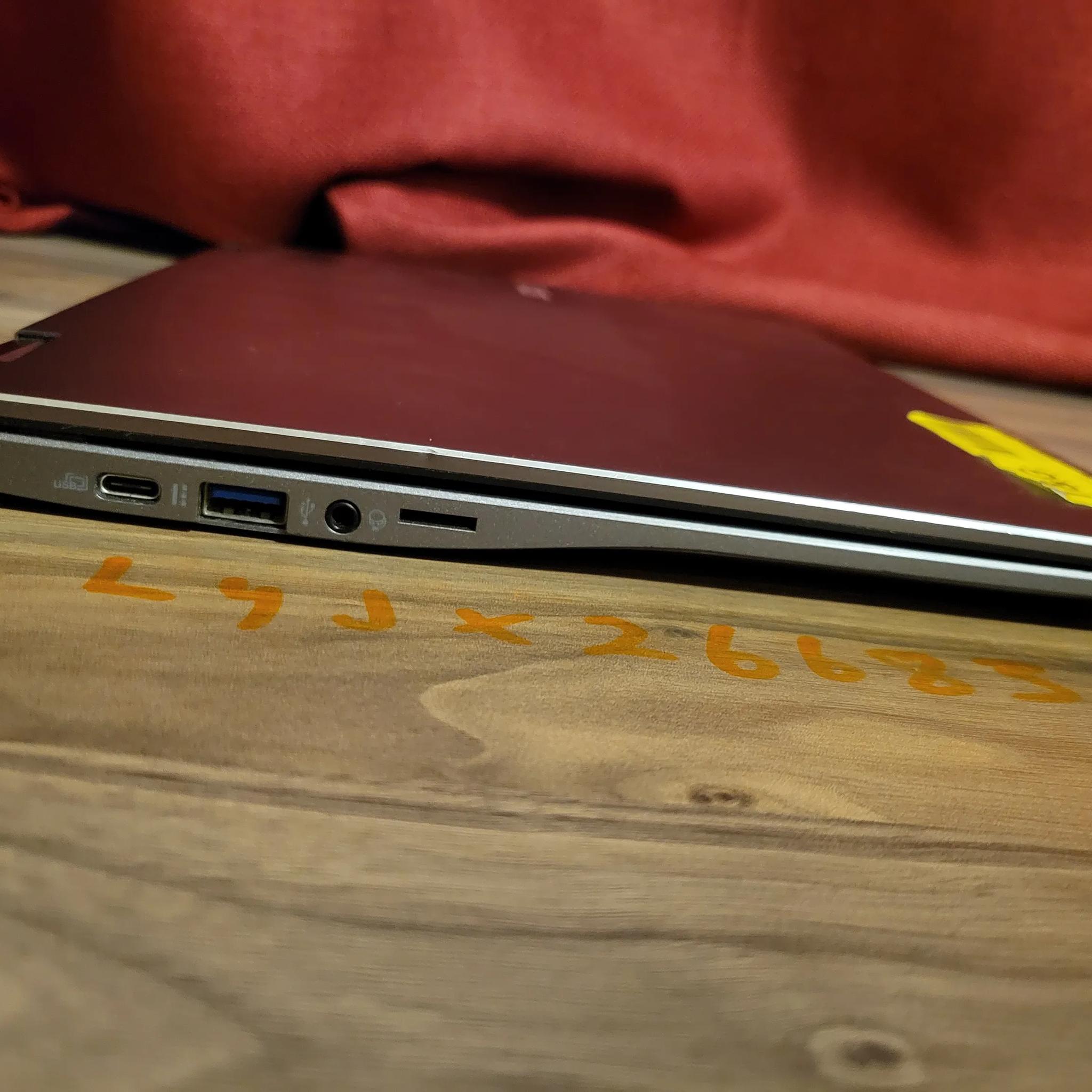 Acer Chromebook Spin 713 - intel i5 - 256gb ssd - 13.5" 2k Touch Screen
