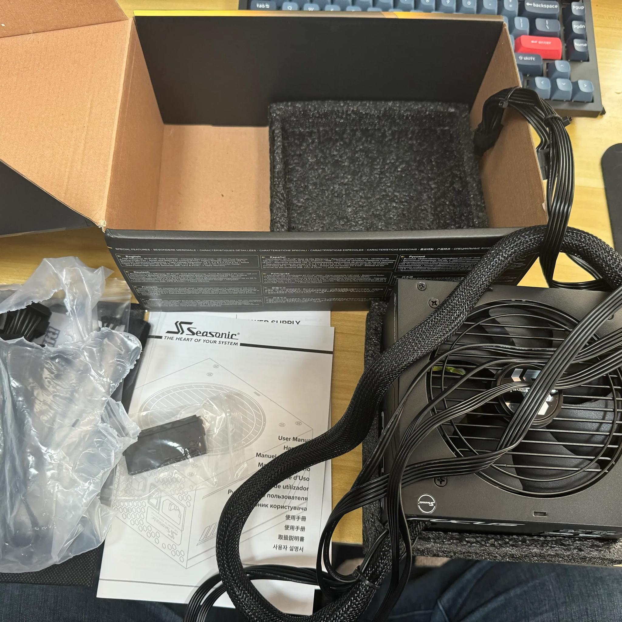 PSU - Seasonic FOCUS GM-650 SEMI-MODULAR