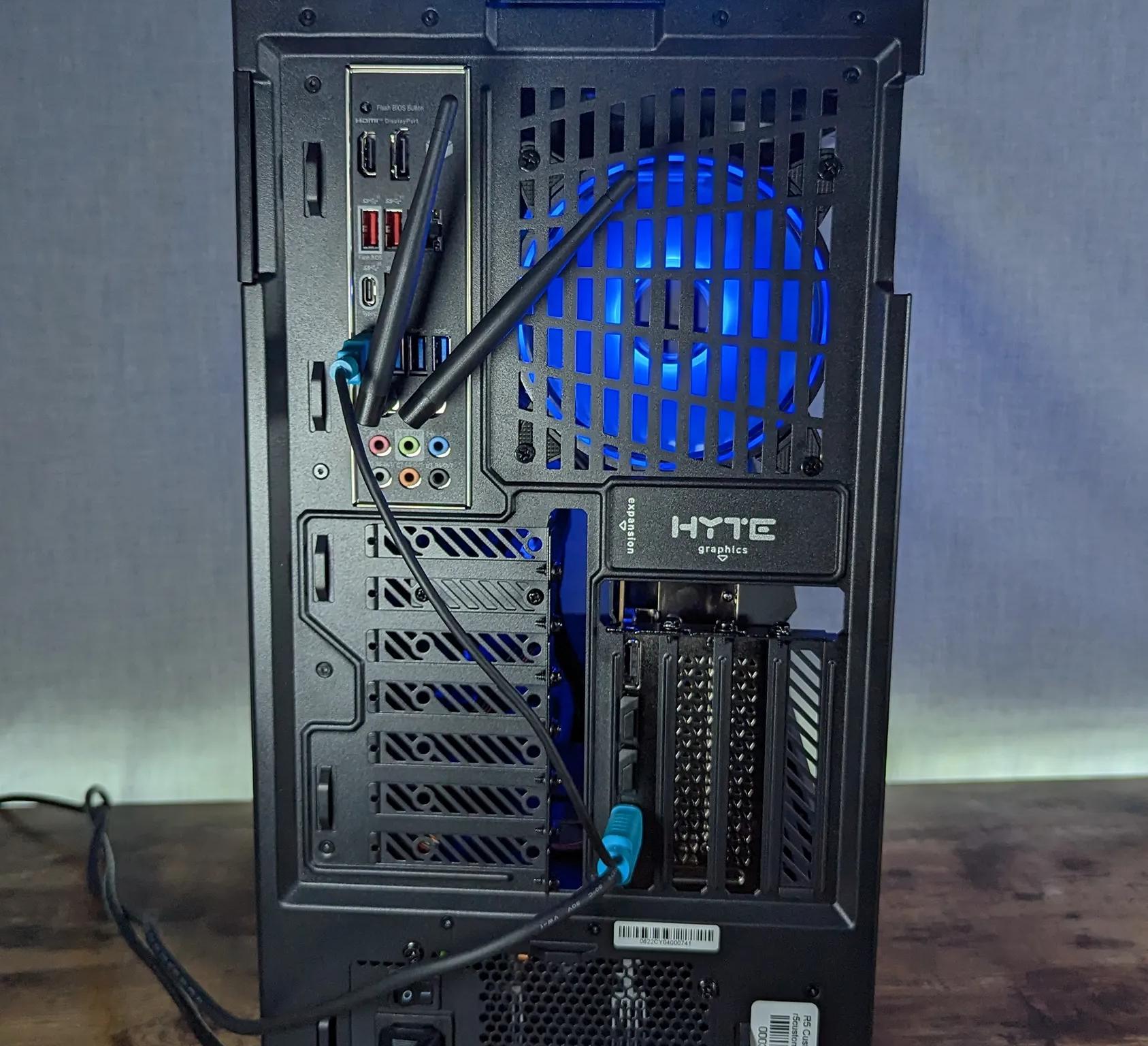 RTX 4080 // Ryzen 9 7950x // 32GB 6000Mhz DDR5 // 2TB Samsung 980 Pro // WiFi