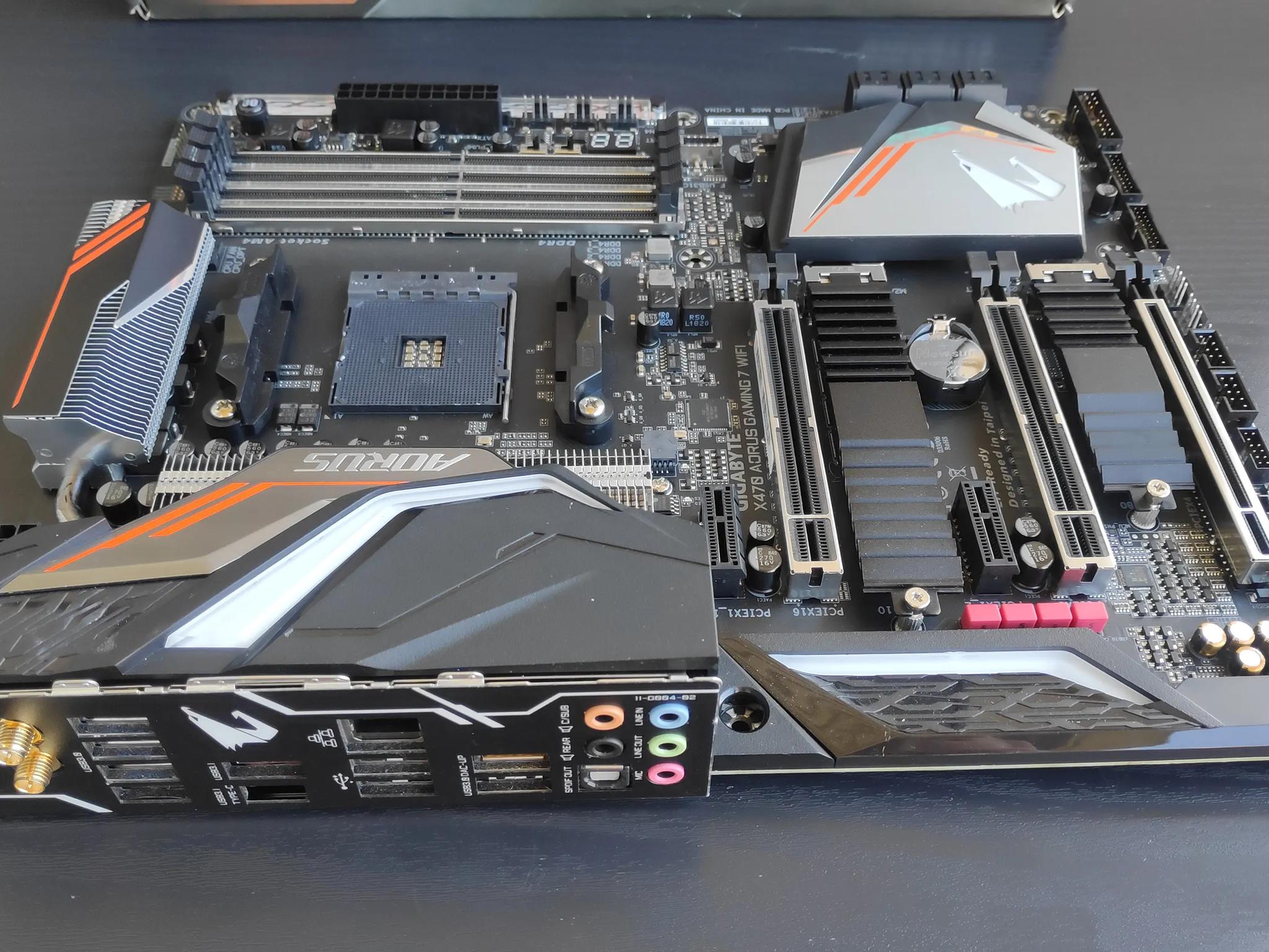 Gigabyte X470 Aorus Gaming 7 Wifi Socket AM4 Motherboard for AMD Ryzen Processors (Open box)