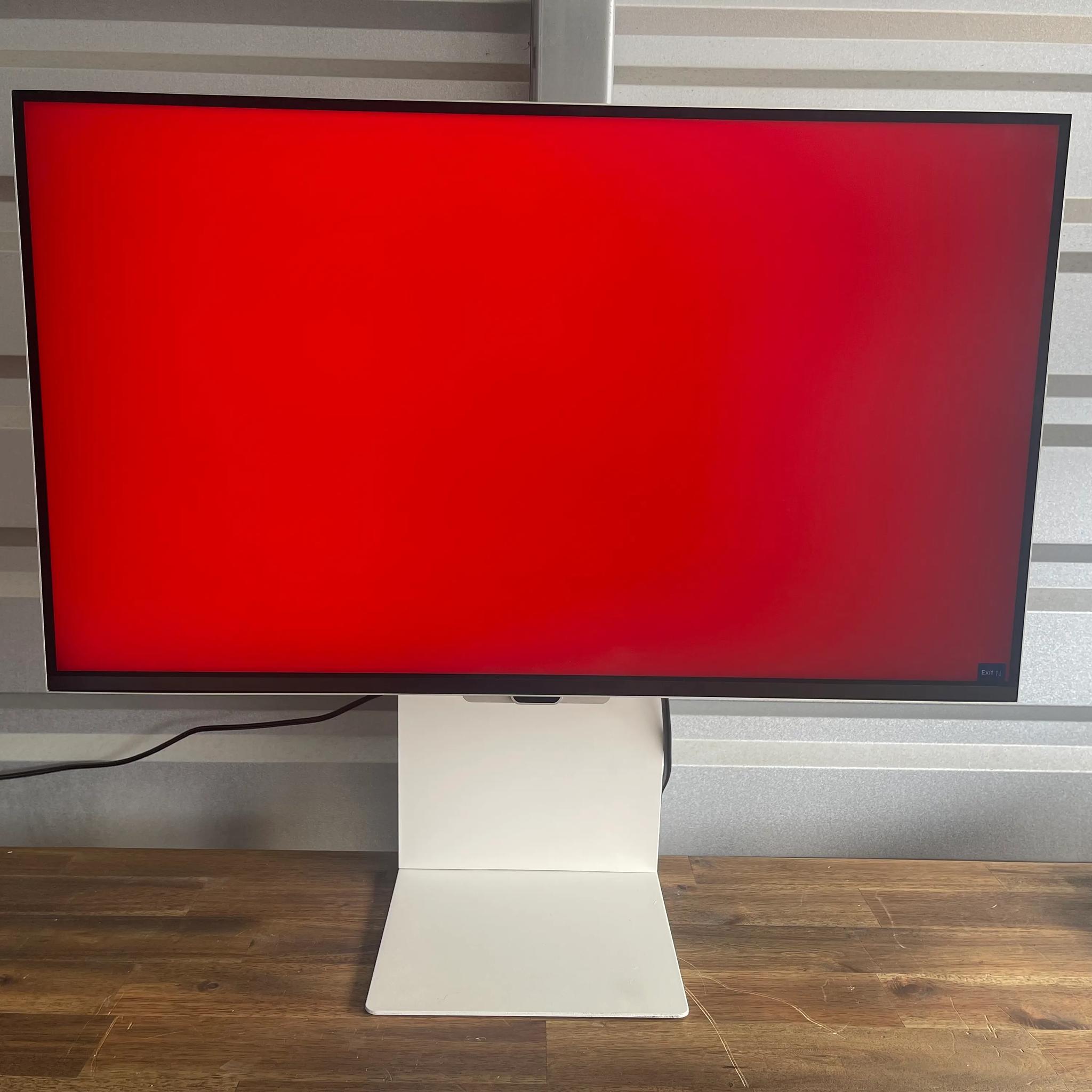 Samsung 27" ViewFinity S9 5K 60Hz Monitor
