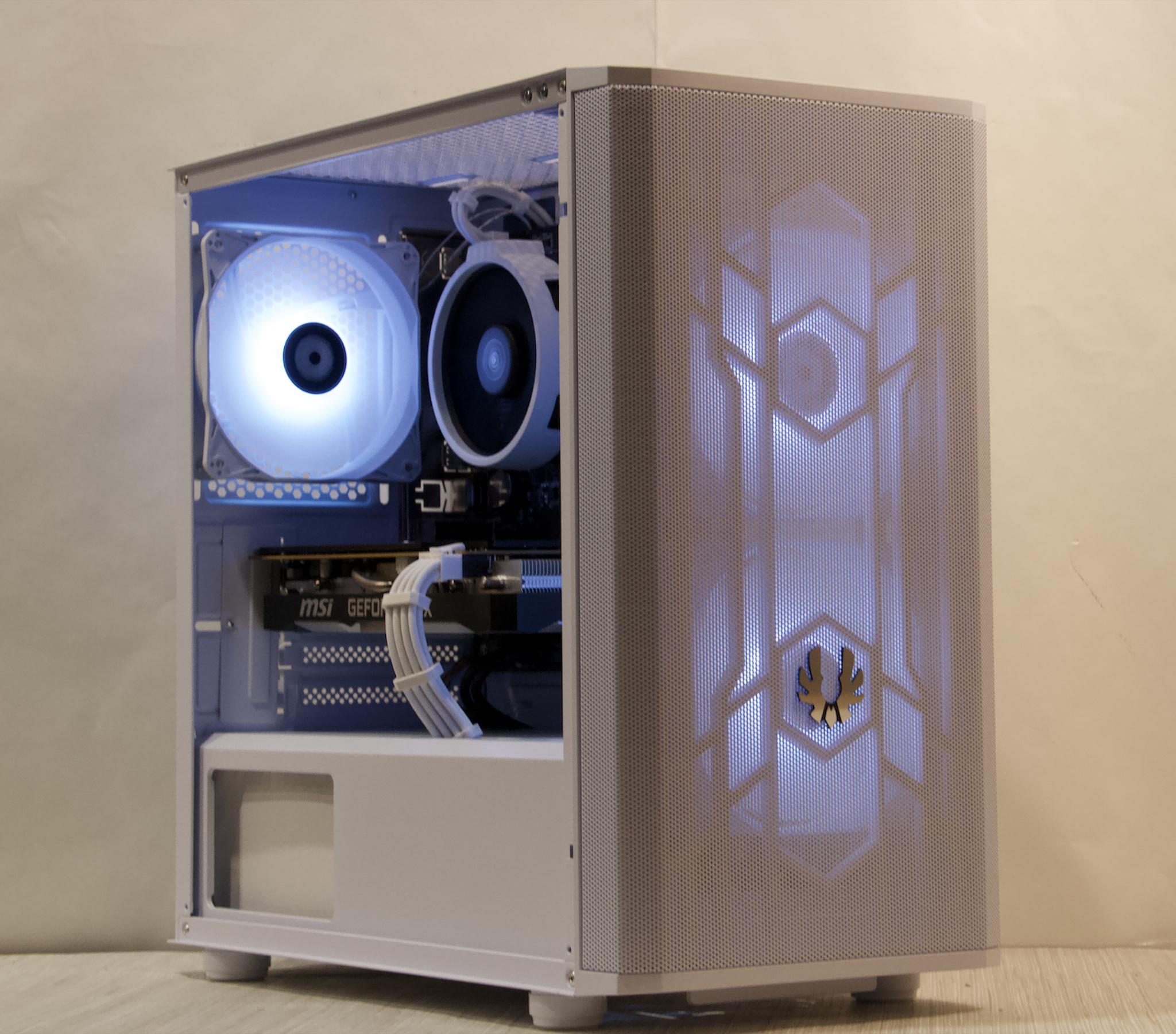 RTX 2060 Super, Ryzen 5 2600, 16GB DDR4, 1TB NVMe SSD, WiFi - Custom Gaming PC
