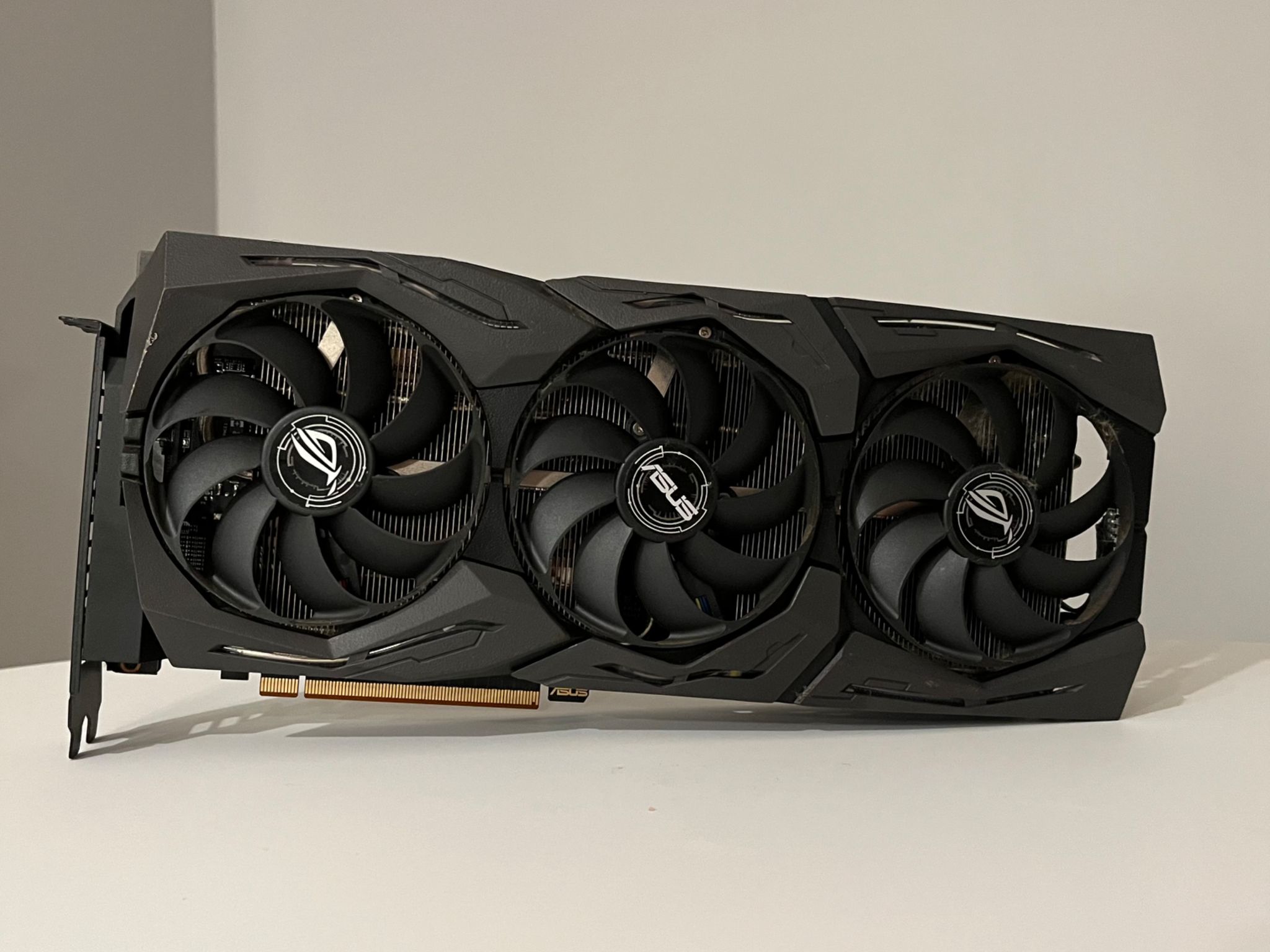 ASUS ROG STRIX RX 5700XT