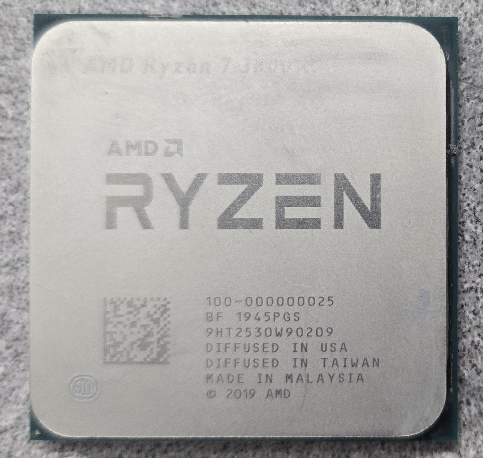 AMD Ryzen 7 3800X