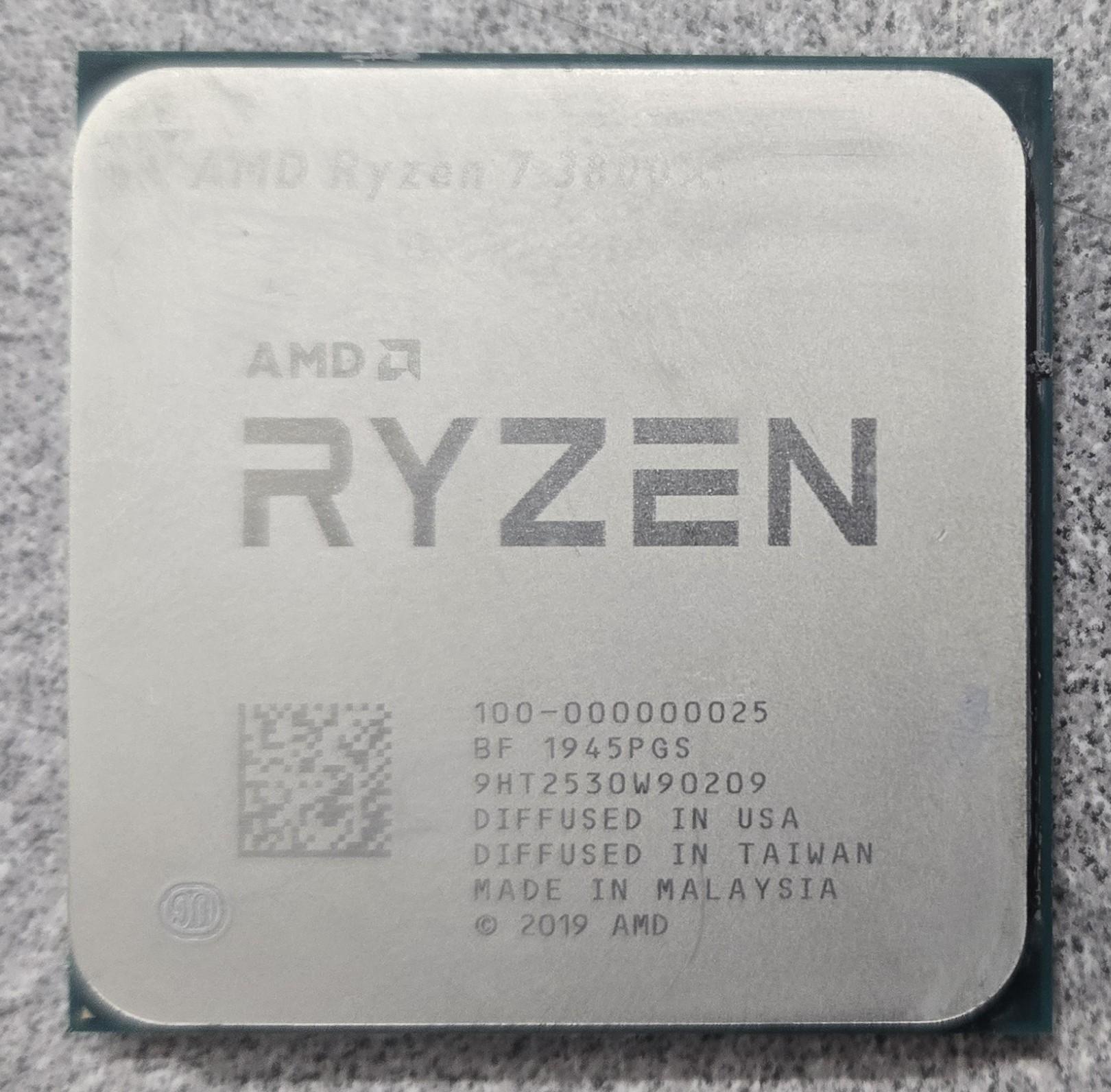 AMD Ryzen 7 3800X