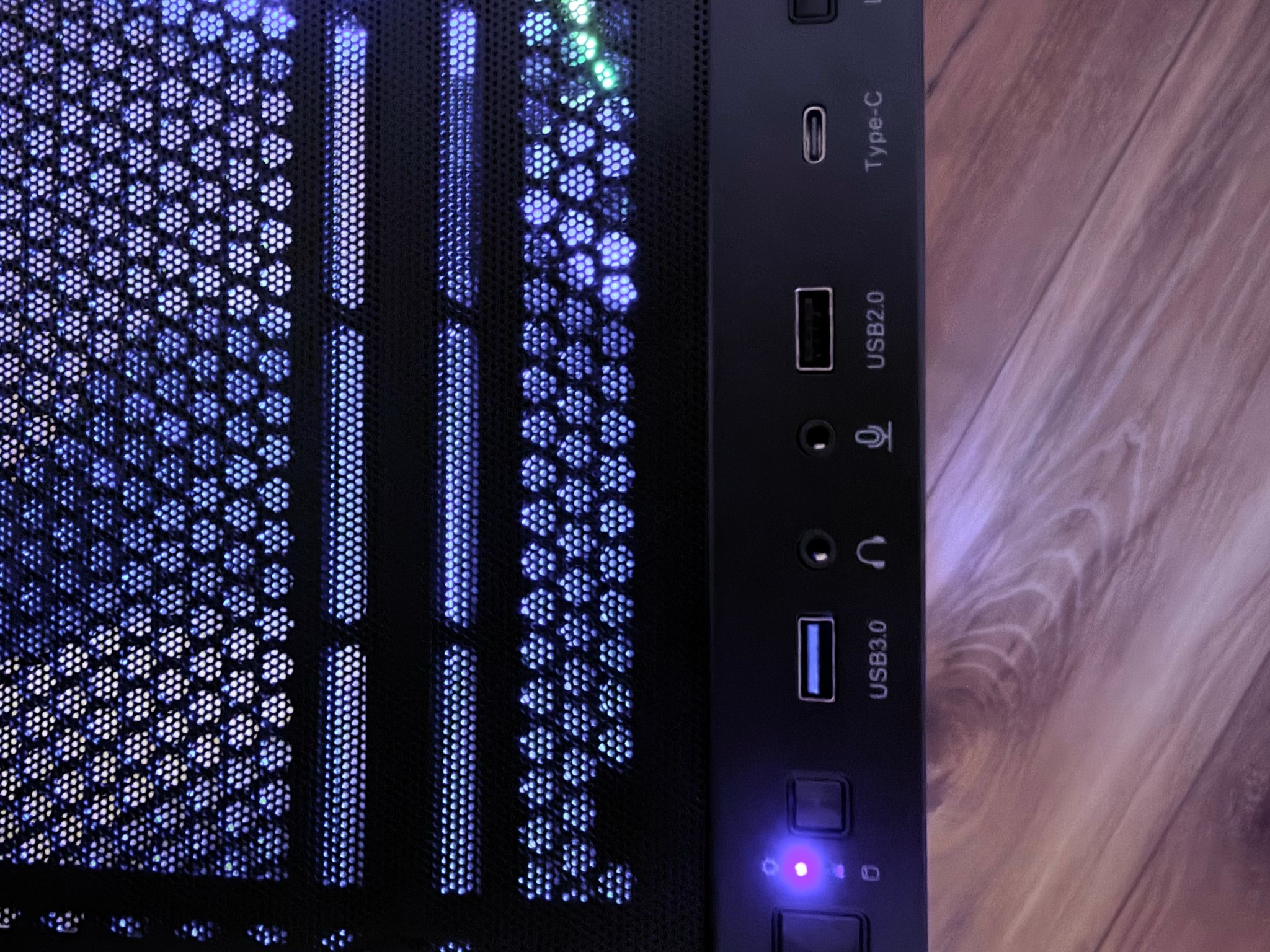 ❄️"Frozen Echo"❄️| 1080/1440p Gaming | Intel Ultra 7 265k | RTX 5060 | 16B DDR5 | 1tb Storage