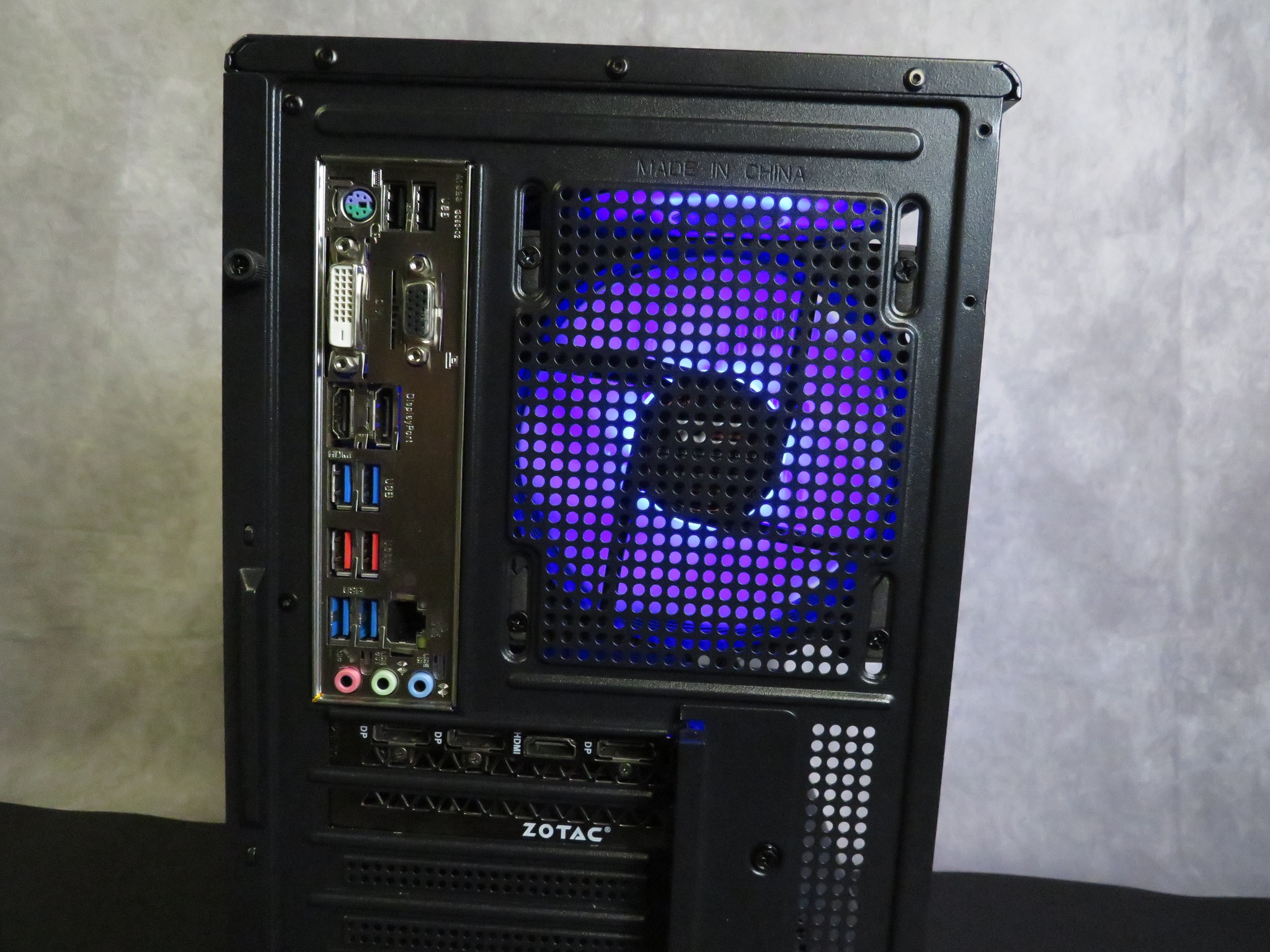 Great Mid-Range Gamer: Ryzen 5 3600X + RTX 2070 Super + 16 GB DDR4 + 1 TB NVME