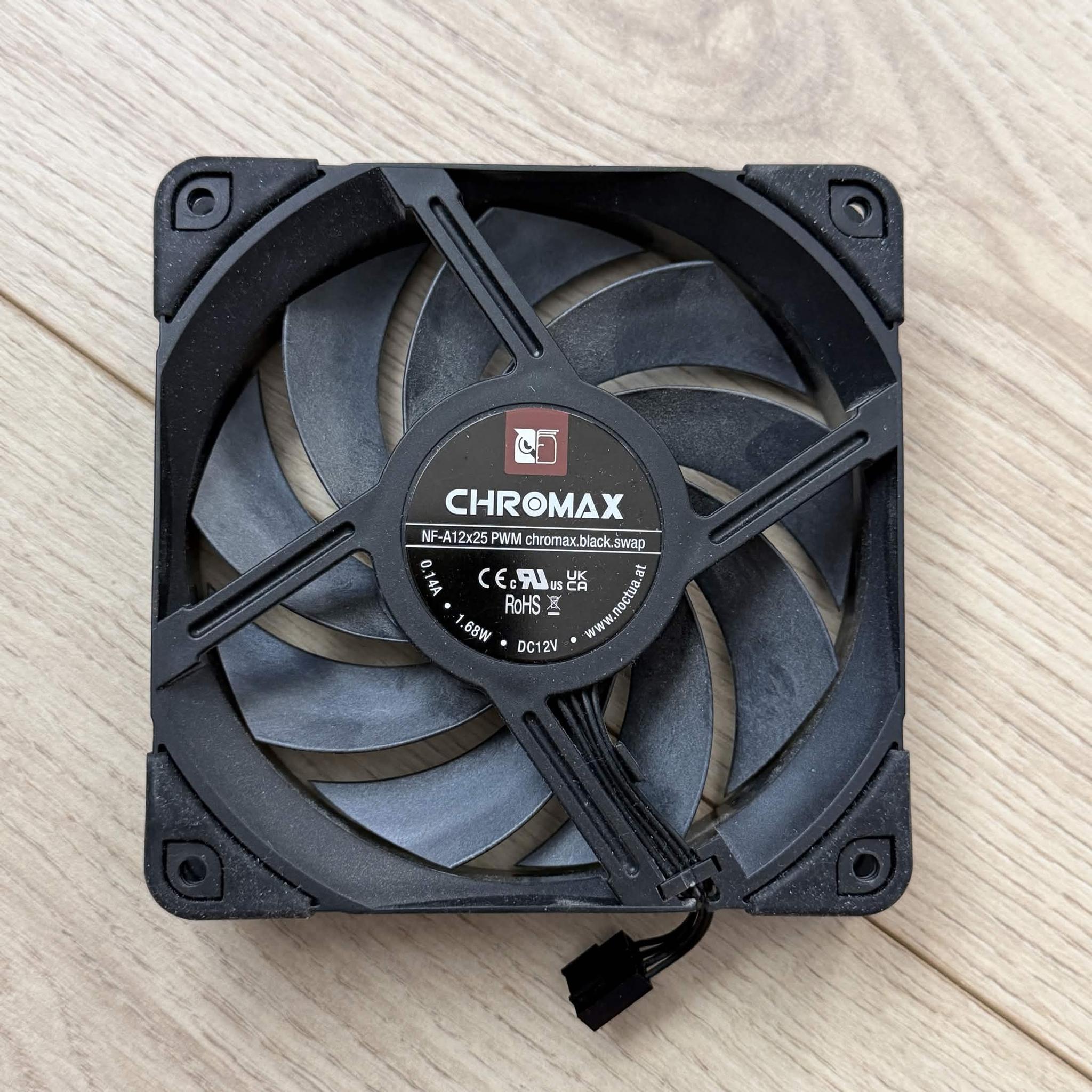4x FANS NOCTUA NF-A12x25 PWM CHROMAX Fans G1
