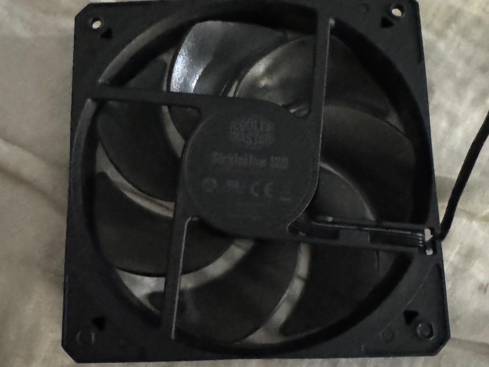 High performance black fans 7 noctua IPPC, 3 Deepcool, 2 ID cooling, 1 cooler master fan BULK LOT
