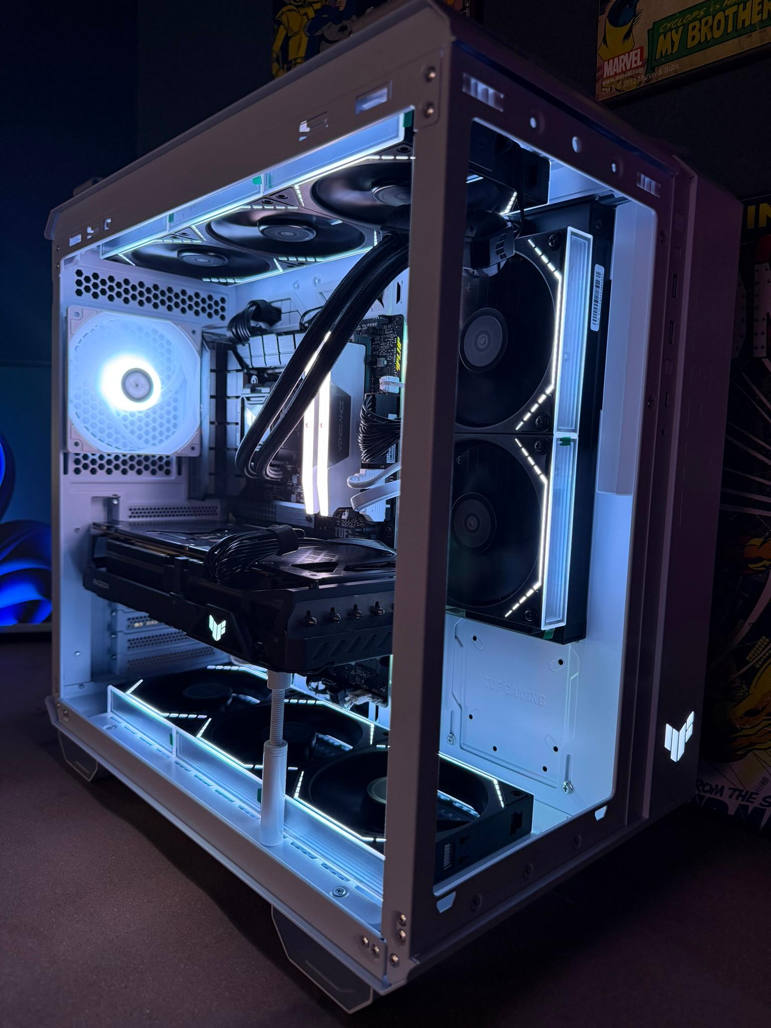 "ARCTIC TUF" 1440P BEAST | RX 6700XT 12GB - Intel i5 13400F | 32GB DDR5 | 2TB Storage | WIFI