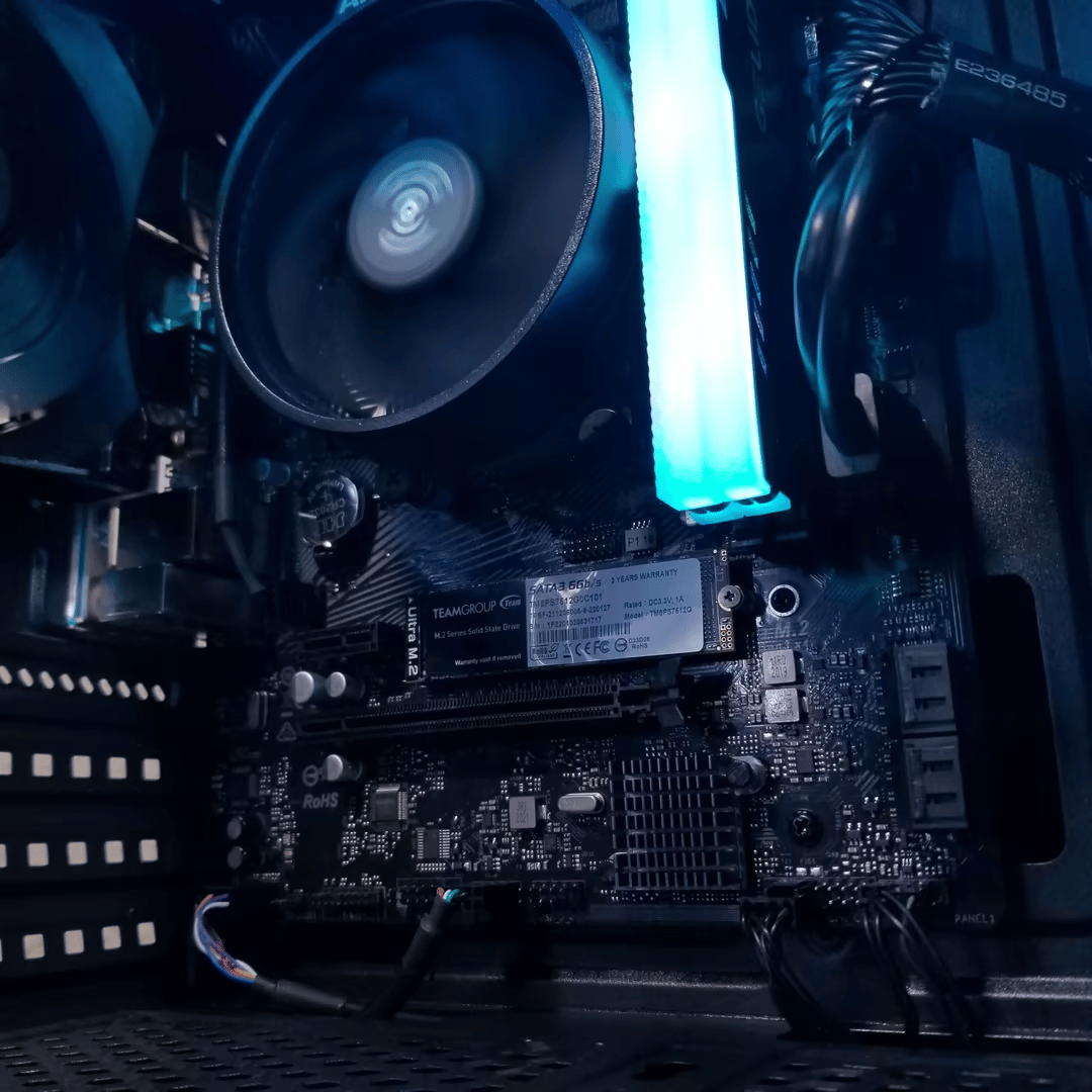 AMD Ryzen 5 5600G /w Radeon RX Vega 7 // 16GB 3200MHz // 512GB M.2 SSD
