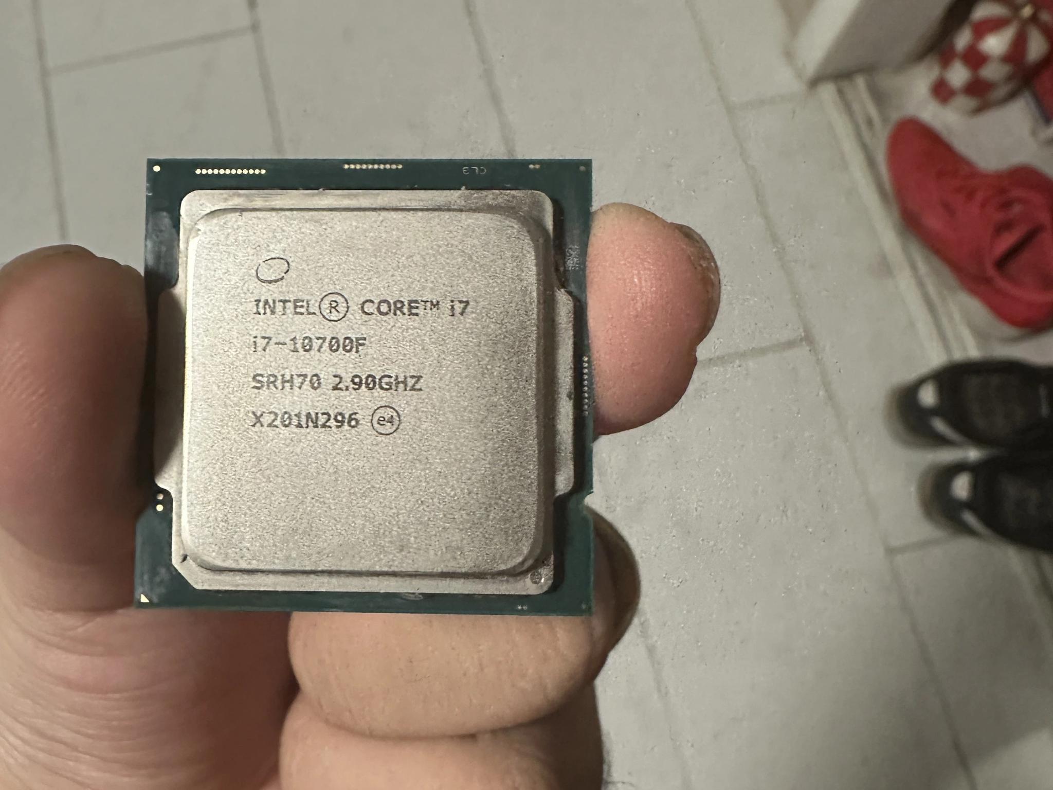 Intel i7-10700F + Stock Cooler up for sale!