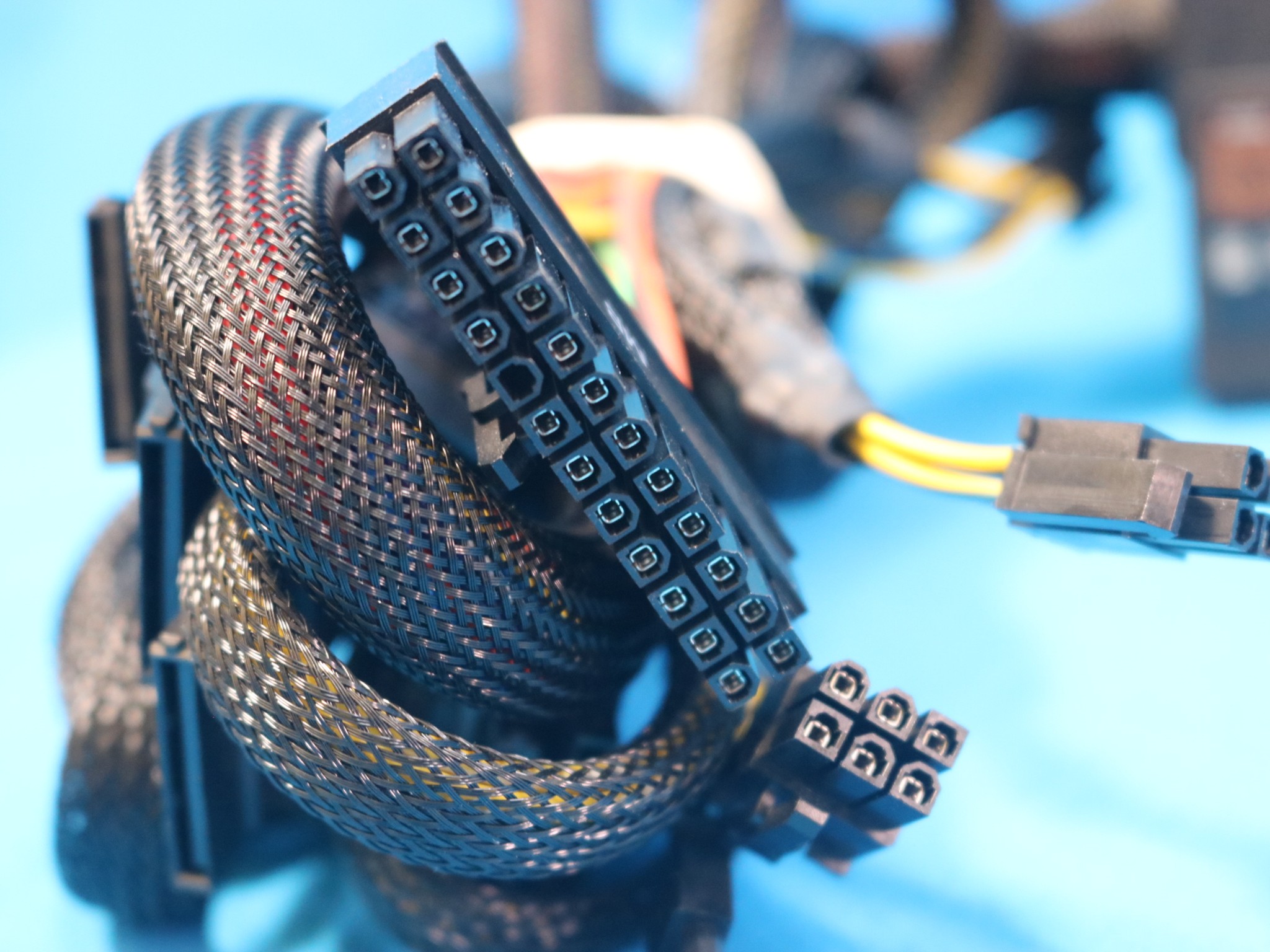 EVGA SuperNOVA NEX750B 750W Semi-Modular 80 PLUS Bronze ATX Desktop PSU 110-B1-0750