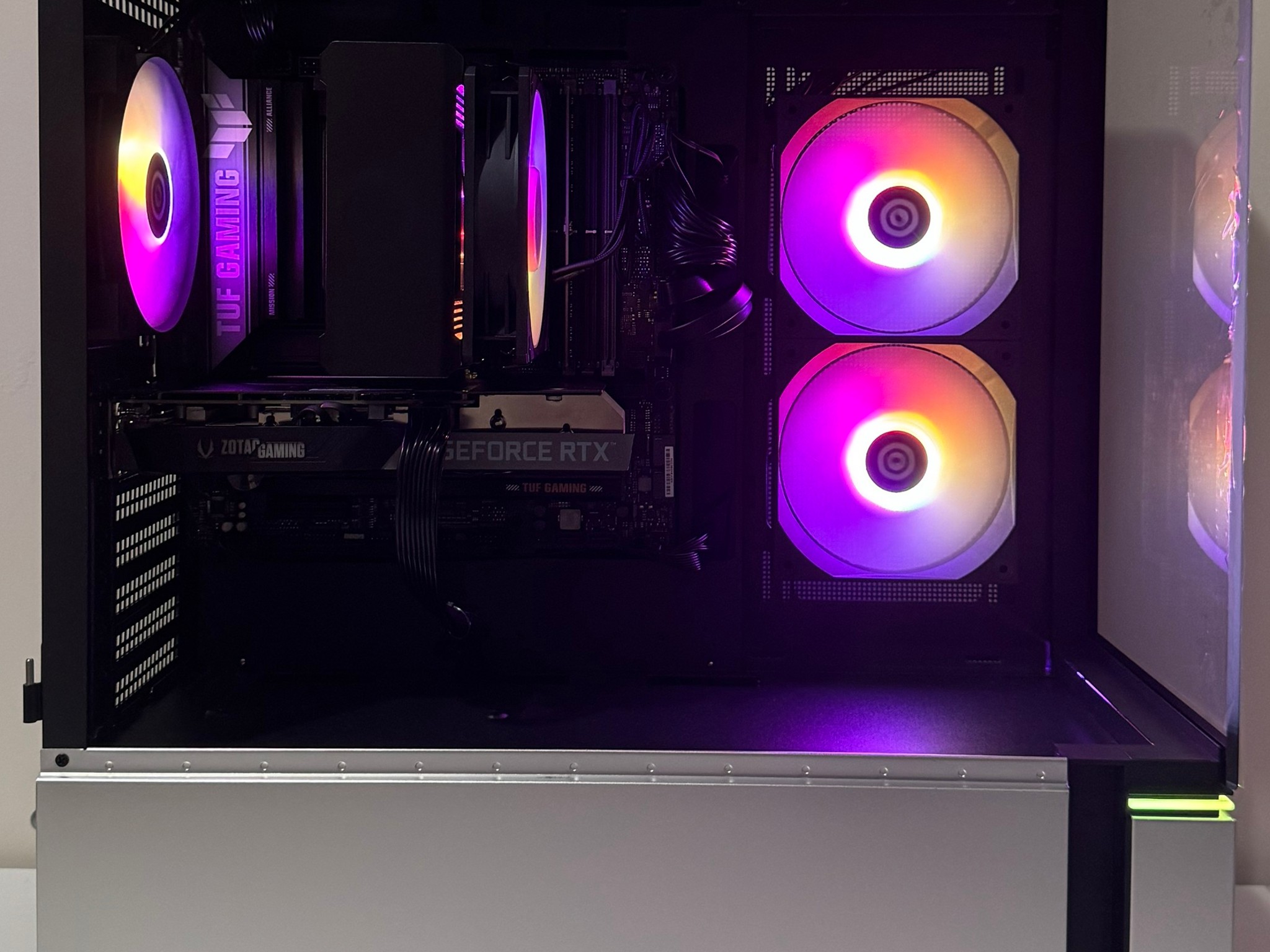 Intel Core Ultra 5 225F 32GB DDR5 GeForce RTX 3060 12GB 1TB NVMe SSD ASUS TUF GAMING B860M-PLUS WIFI