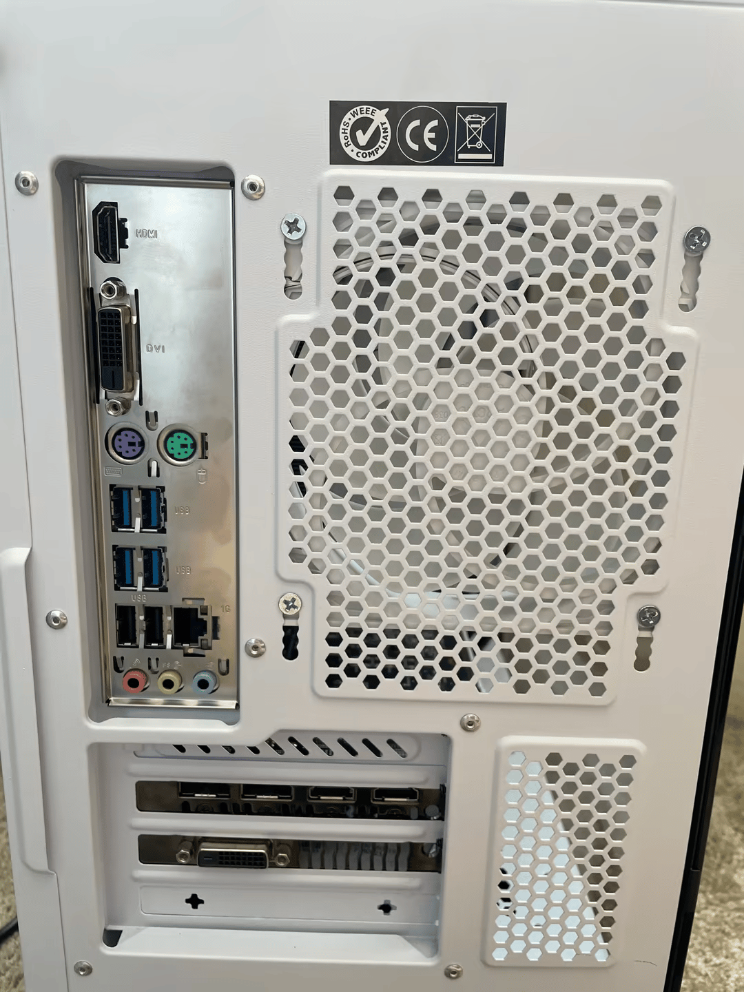 Custom Gaming PC (2700x / 1060 6GB)