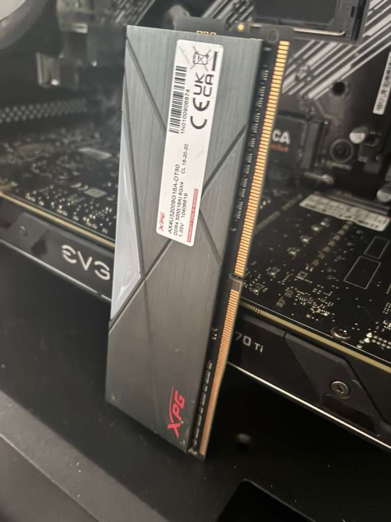 XPG SPECTRIX D50 8GB DDR4-3200 (1x8GB)