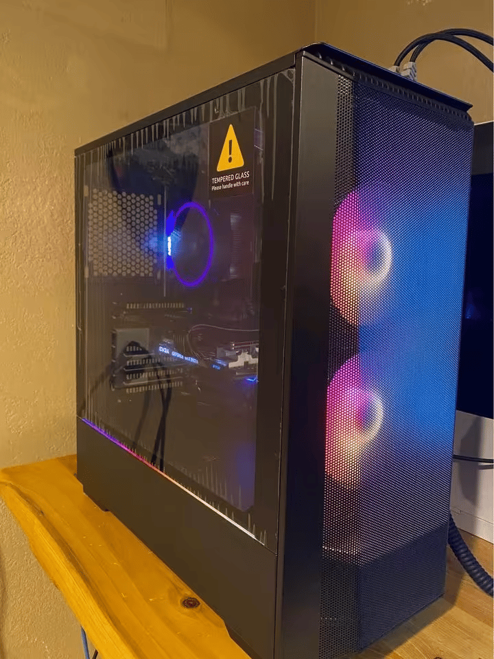 AMD Ryzen 7 2700x // Evga Gtx 980ti