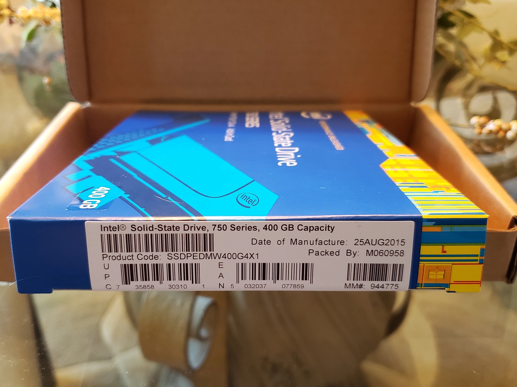 NEW Intel 750 Series Add-In Card - PCIe 3.0 x4 NVMe MLC SSD drive (400GB)