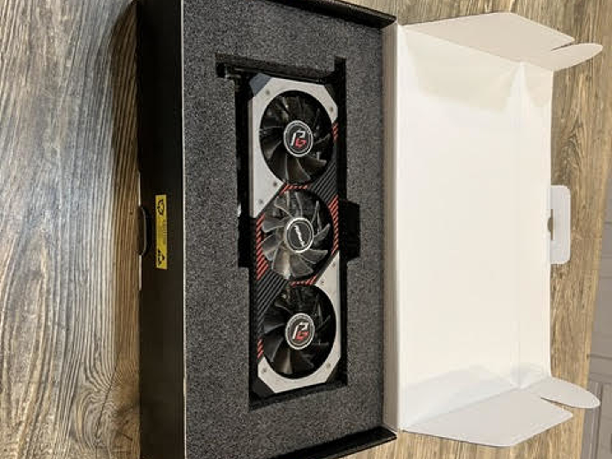 asrock phantom gaming oc edition RX5700XT