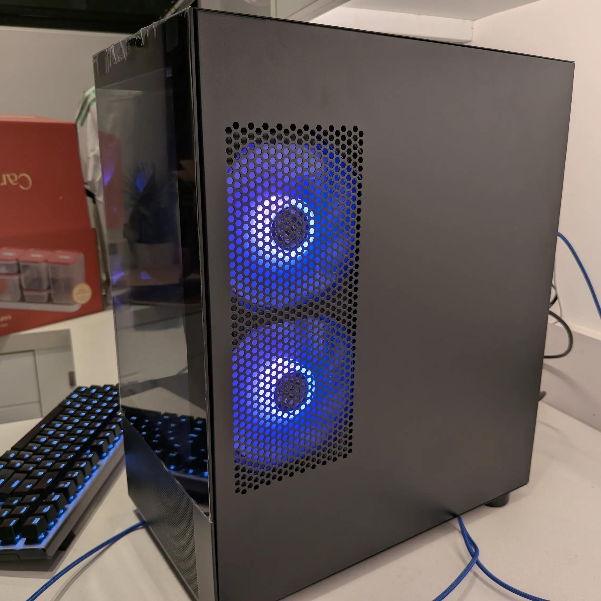 The Jian 🕊️ - RX 9070, Core Ultra 7 265K, 32 GB DDR5 RAM, 4 TB Gen 4 NVMe, Liquid Cooled, RGB